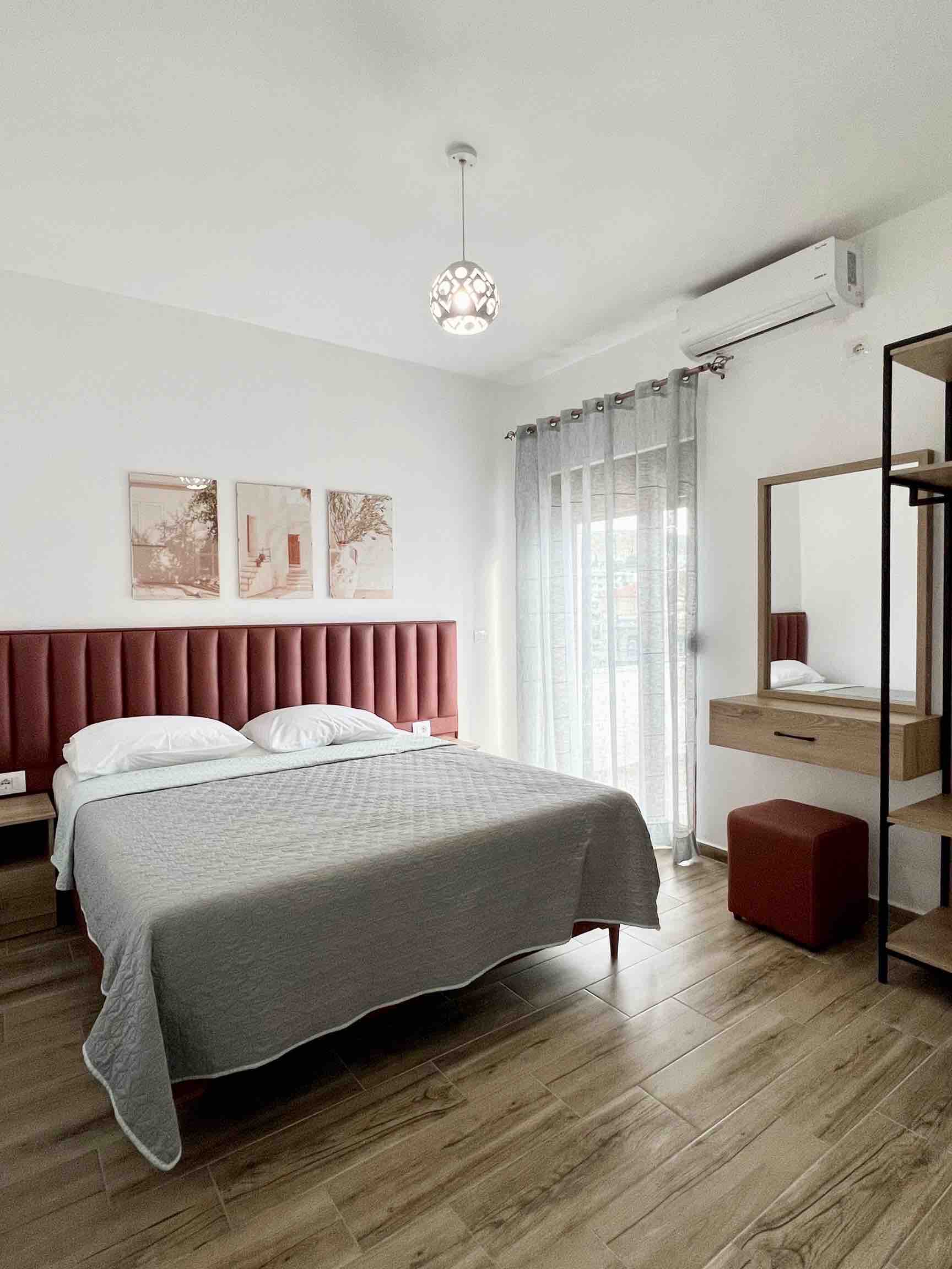 Rose Apartments Room 9