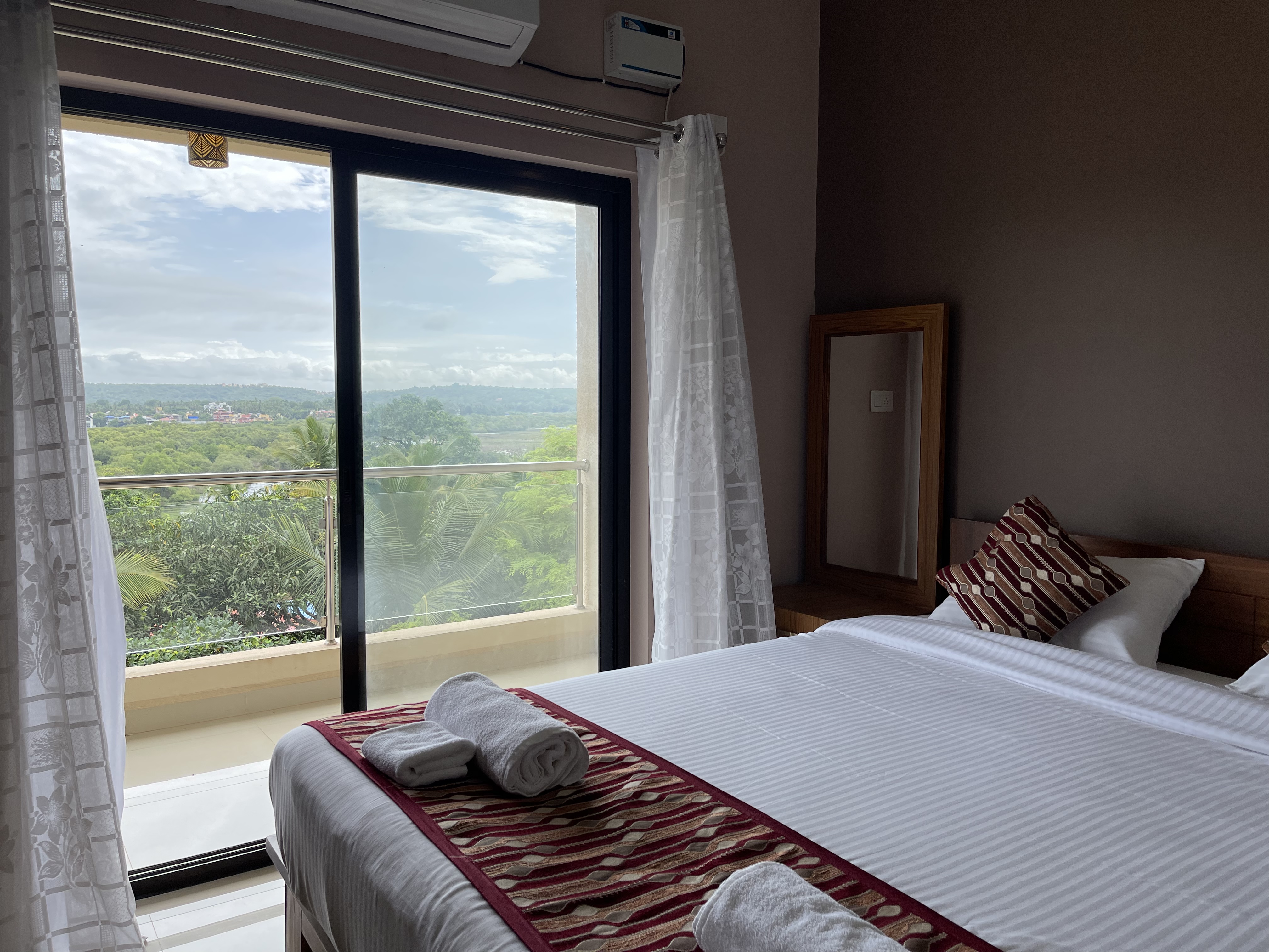 Northern Hillycrest Apt 403 l Coco Beach Rd Nerul