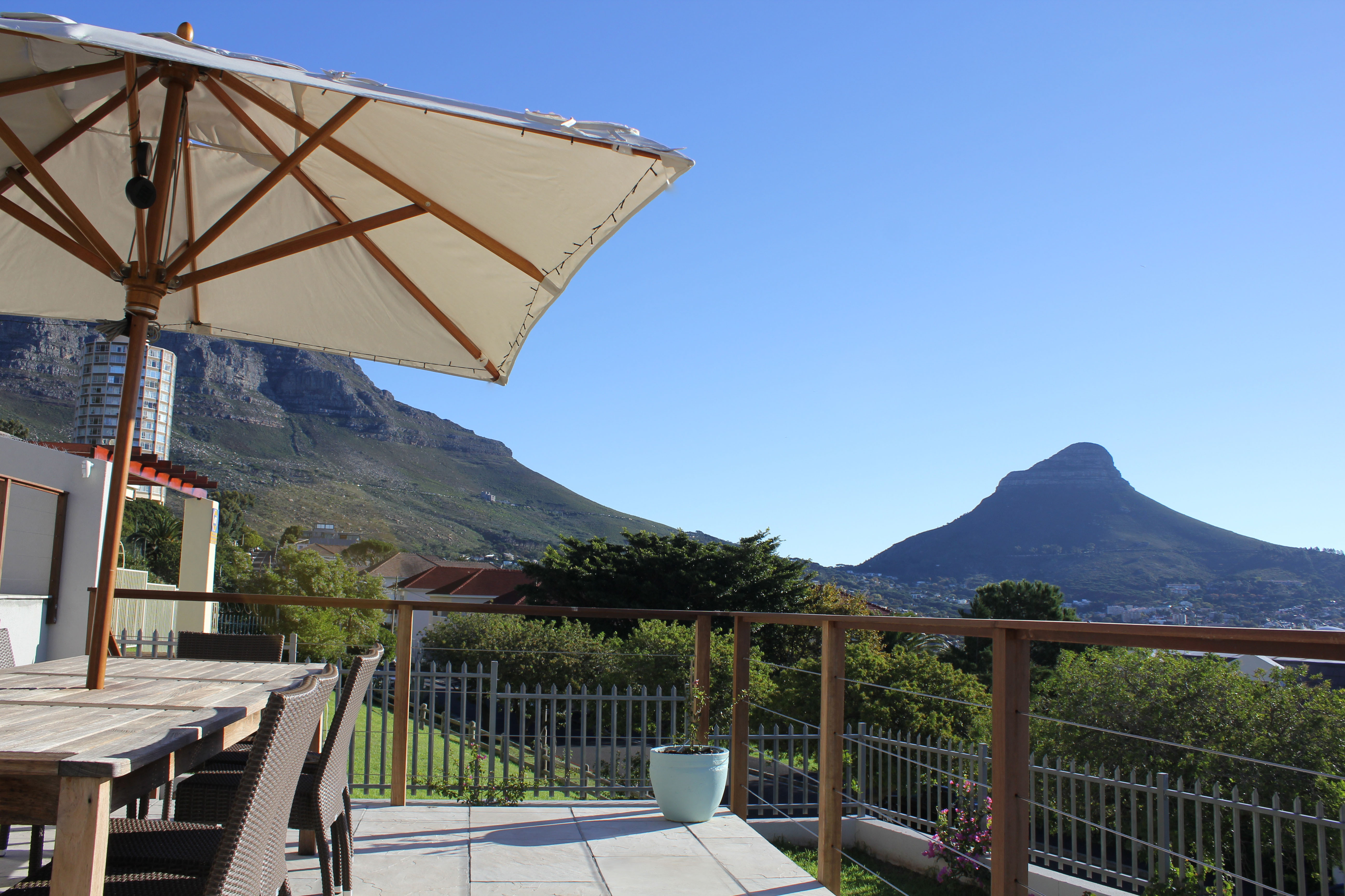 Beautiful 3 Bedroom Vredehoek Home