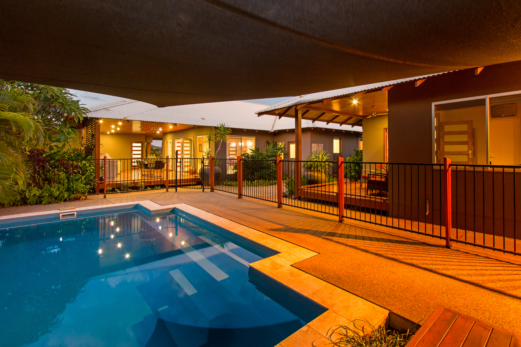 38 on Frangipani, Cable Beach
(STRA6726Hqws7q4w)