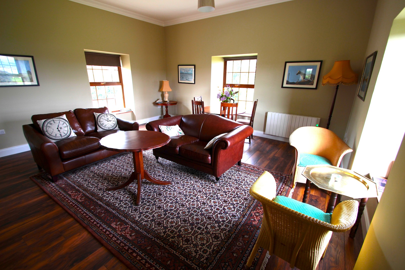 The walk from Clifden town is fully lit on main road and then short distance on boreen to townhouse. County Wicklow, Ireland. 148 Date of stay: April 2018. Island View Townhouse no.4 - Holiday Rental in Clifden