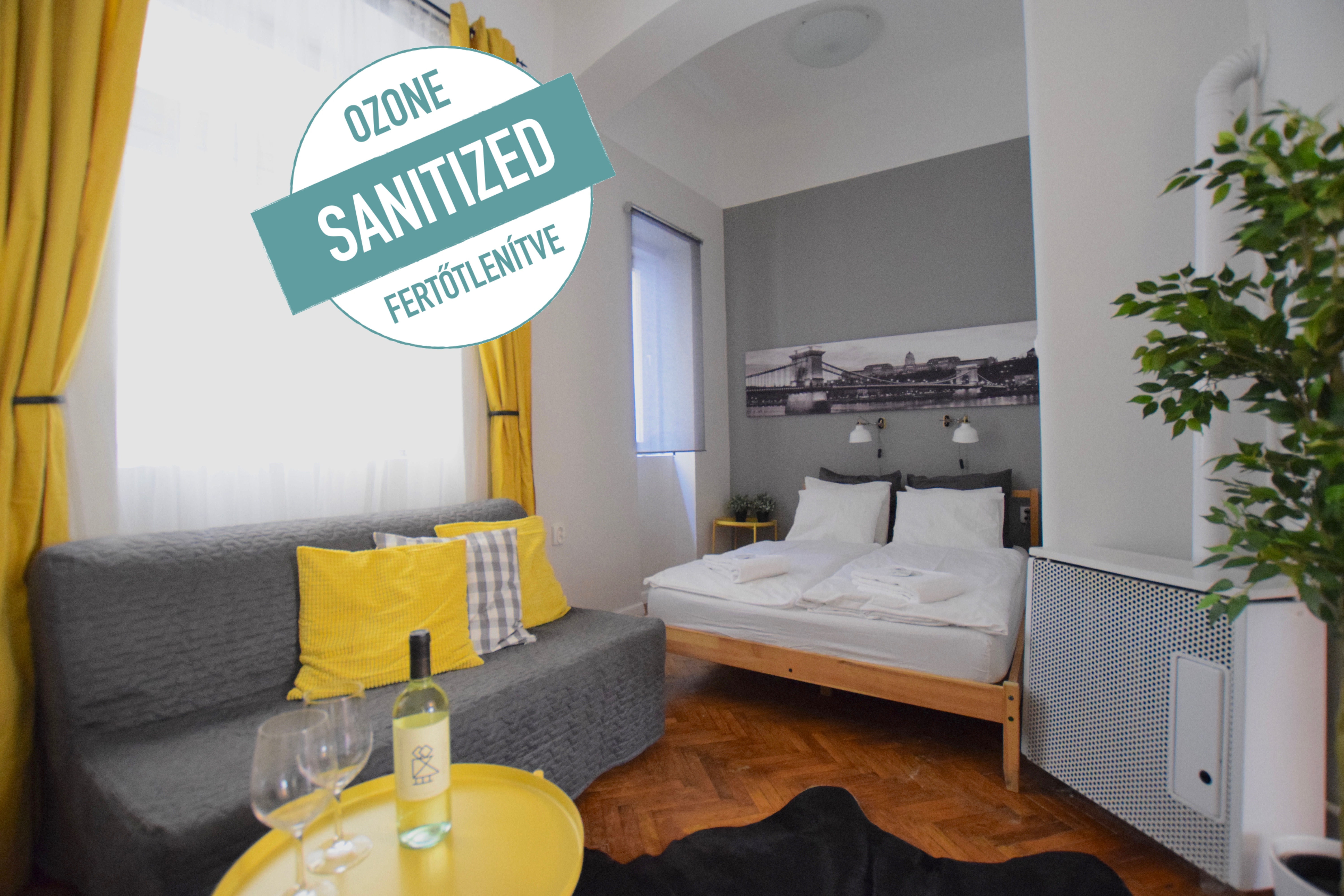 Standard Apartment by Hi5 - Chain Bridge Area(001) in V. kerület, Budapest