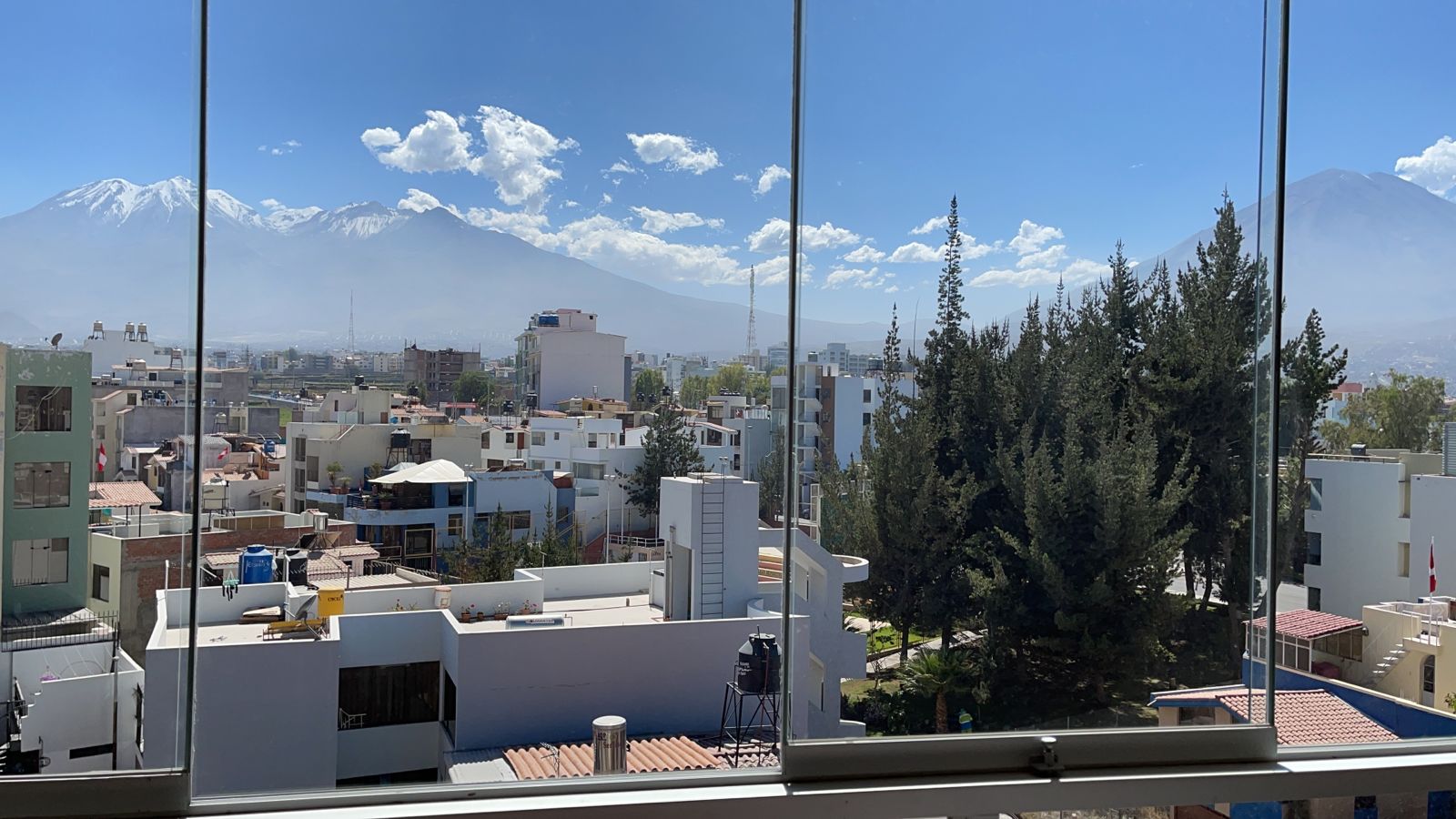 غرفة جميلة في CAYMA Airbnb
