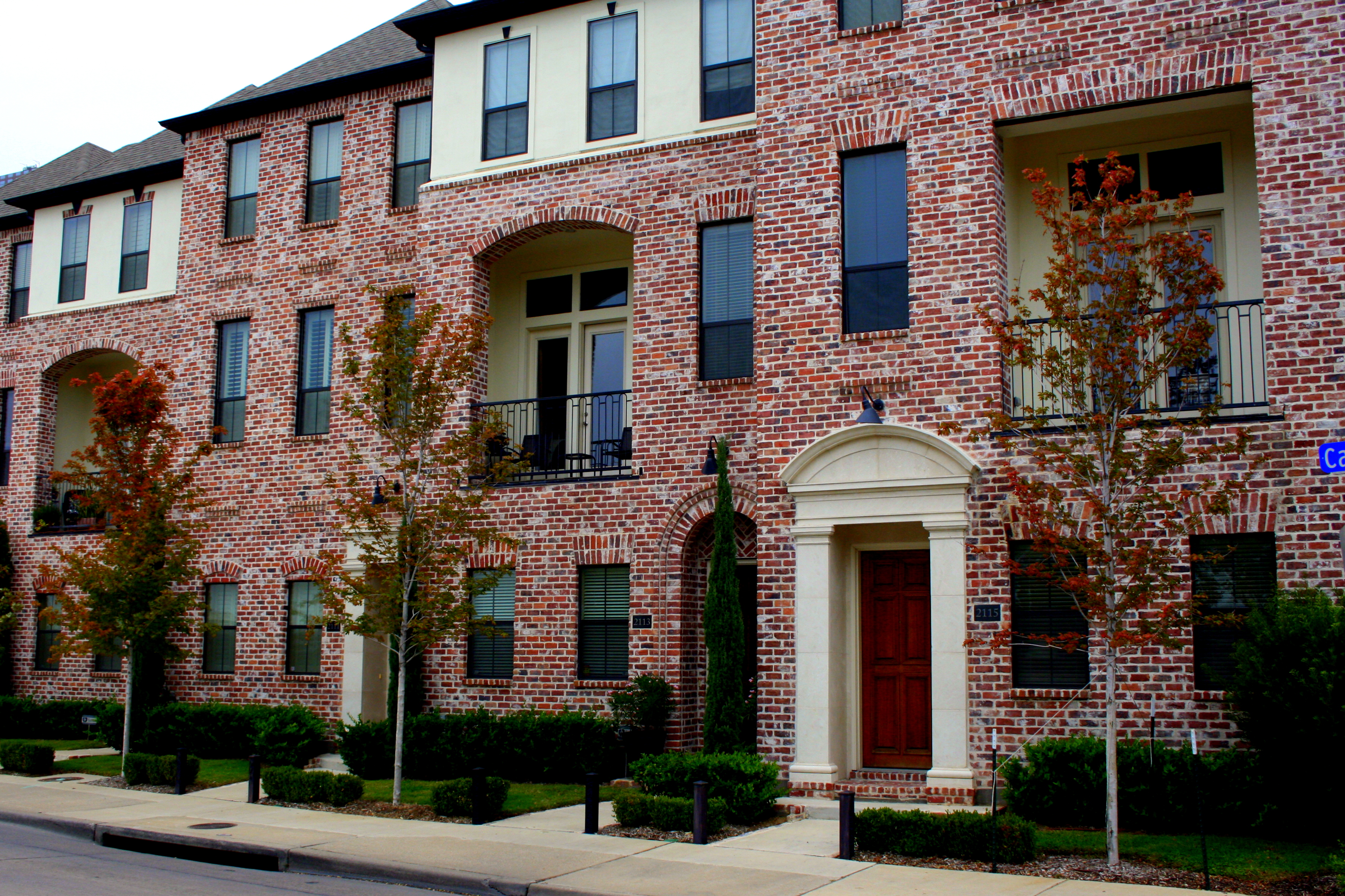 Beautiful 3BR Canton Townhouse in District 2, Dallas