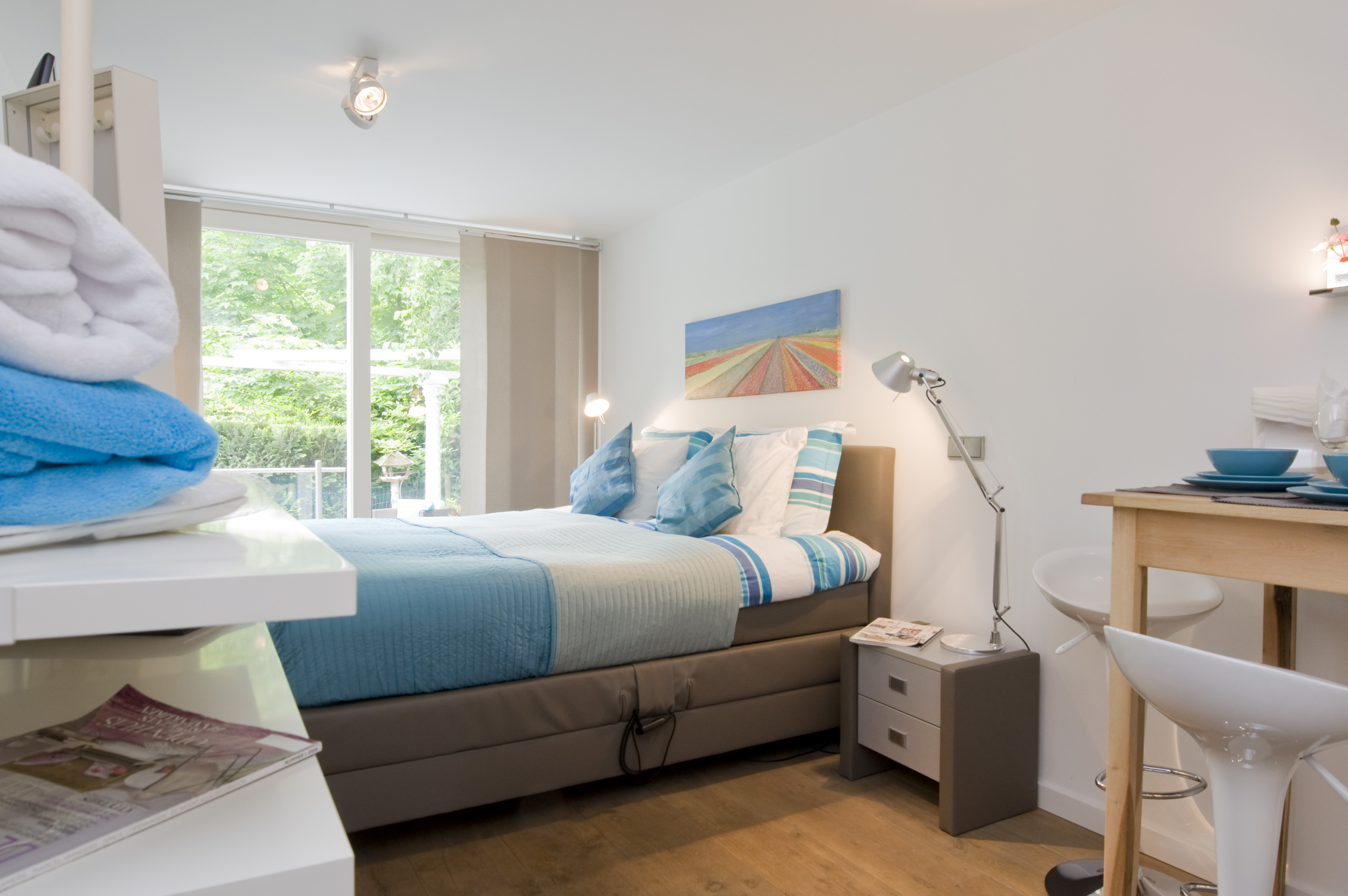 Elegant royal room with private bathroom and bikes
