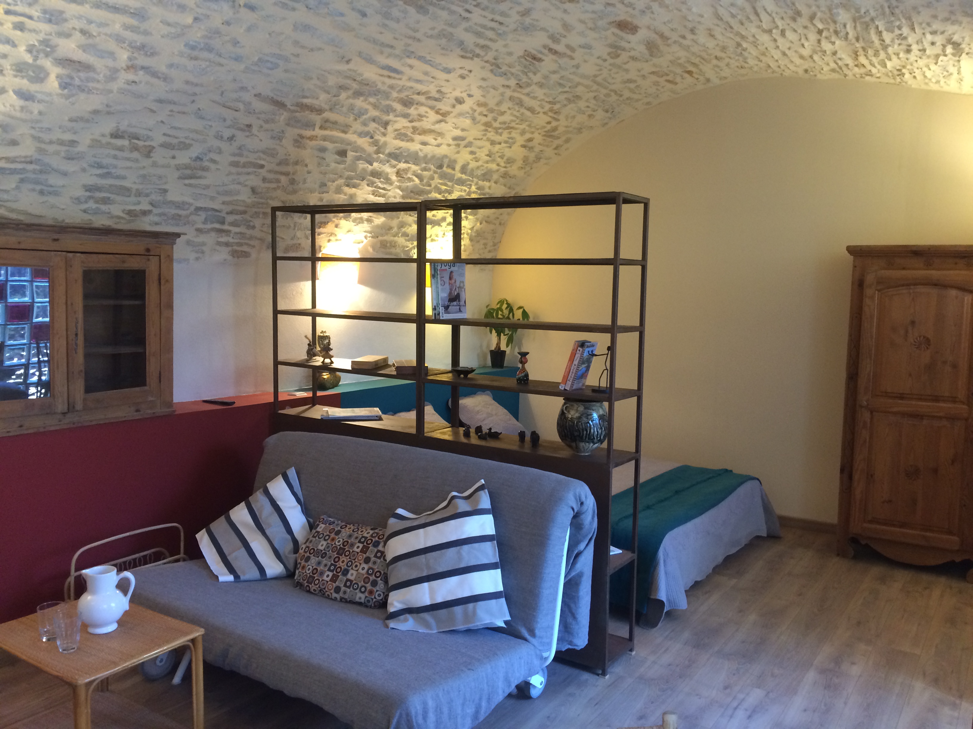 Nice studio with character in the heart of the Vans