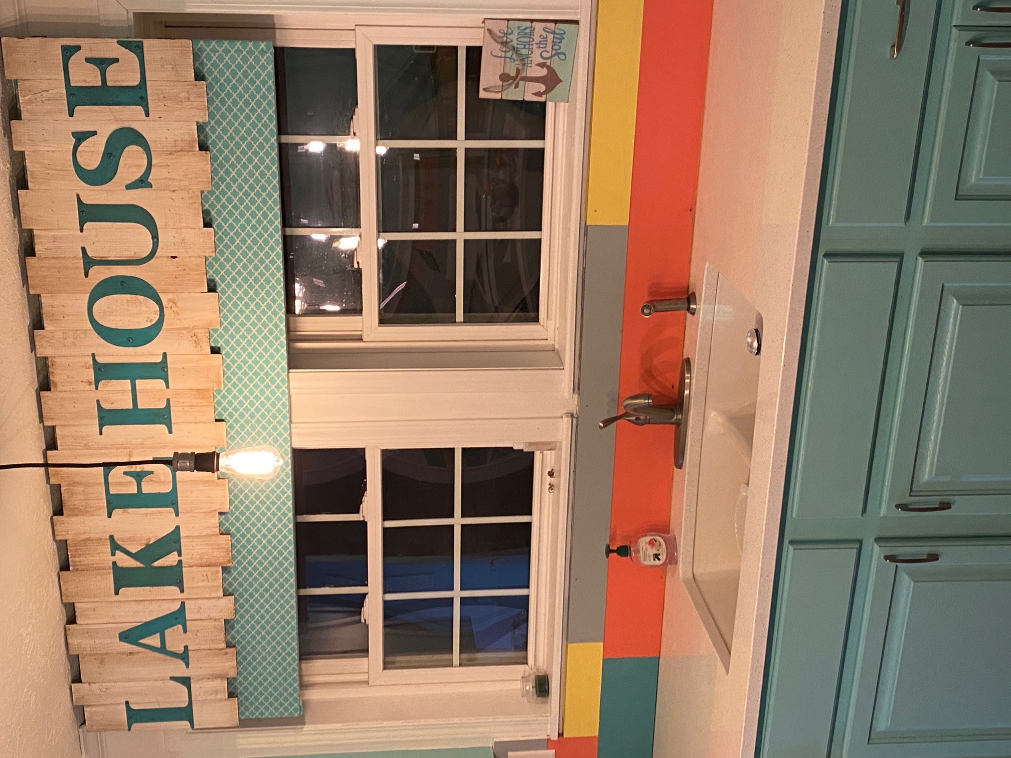 "The Lake House" on Lake Centralia Houses for Rent in Centralia