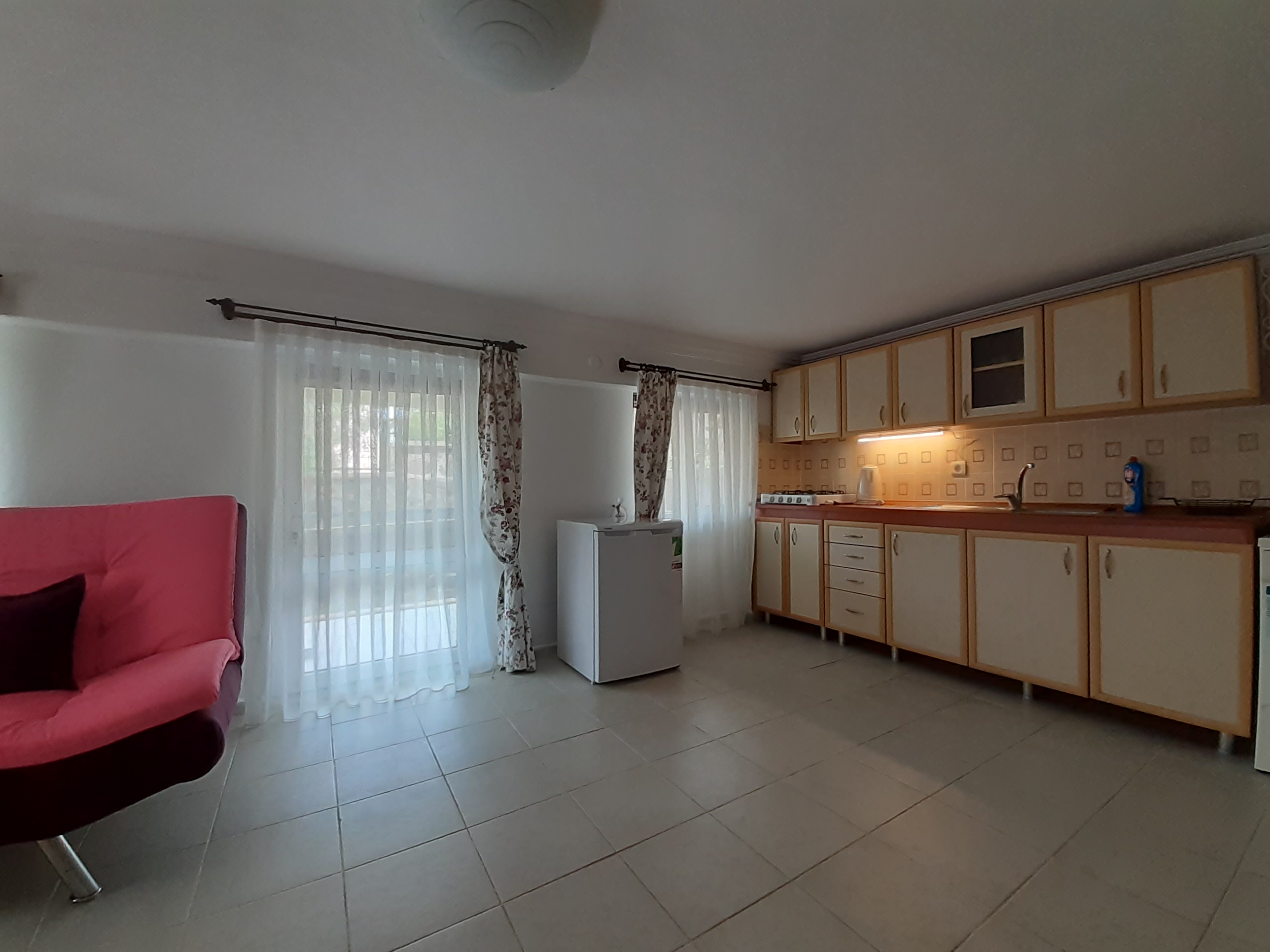 Ayvalık Cunda adası villa bahçe katı deniz kenarı Cunda Island