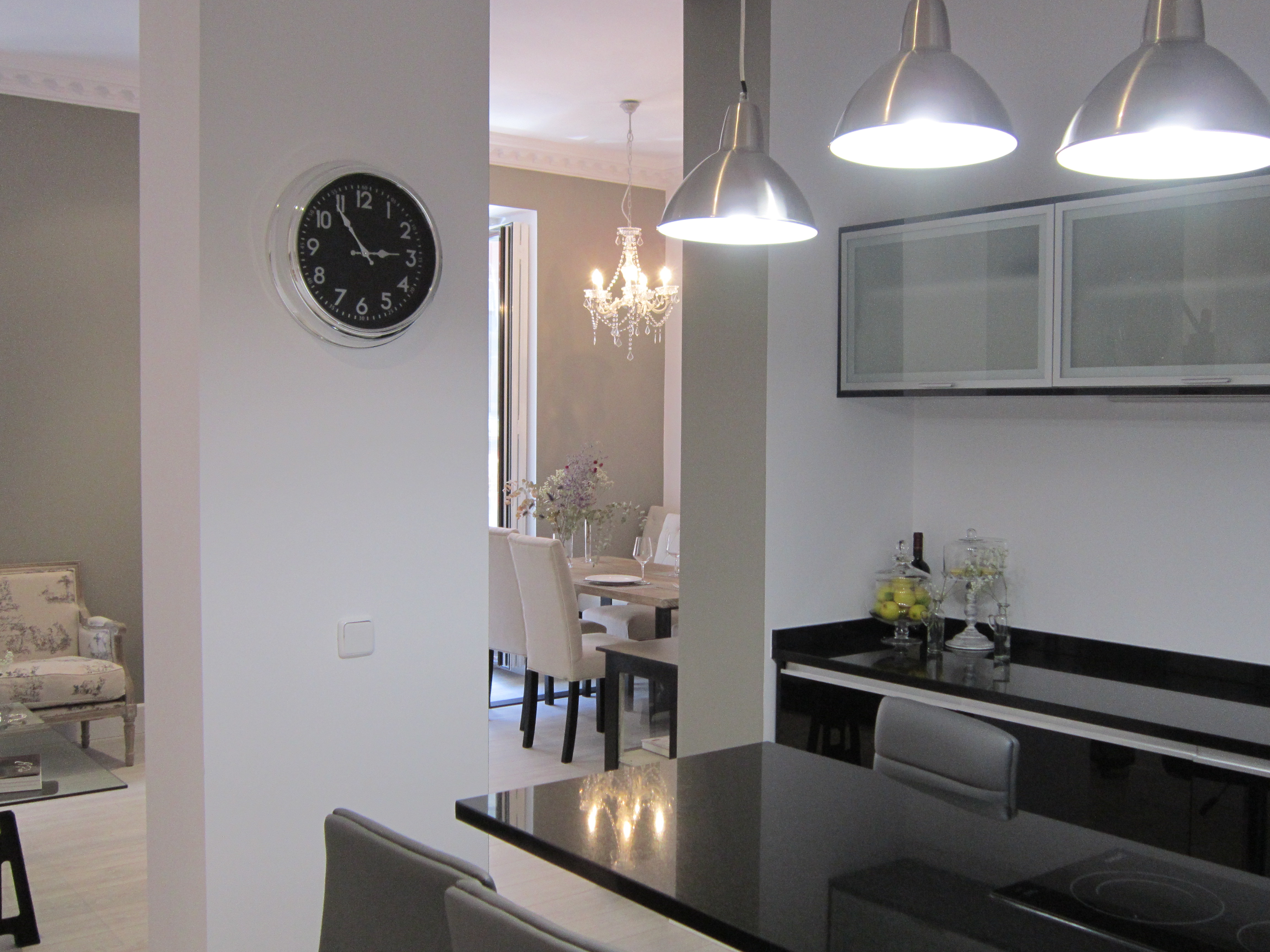 Classy and Historic *2Bed/1Bath* in Cortes, Madrid