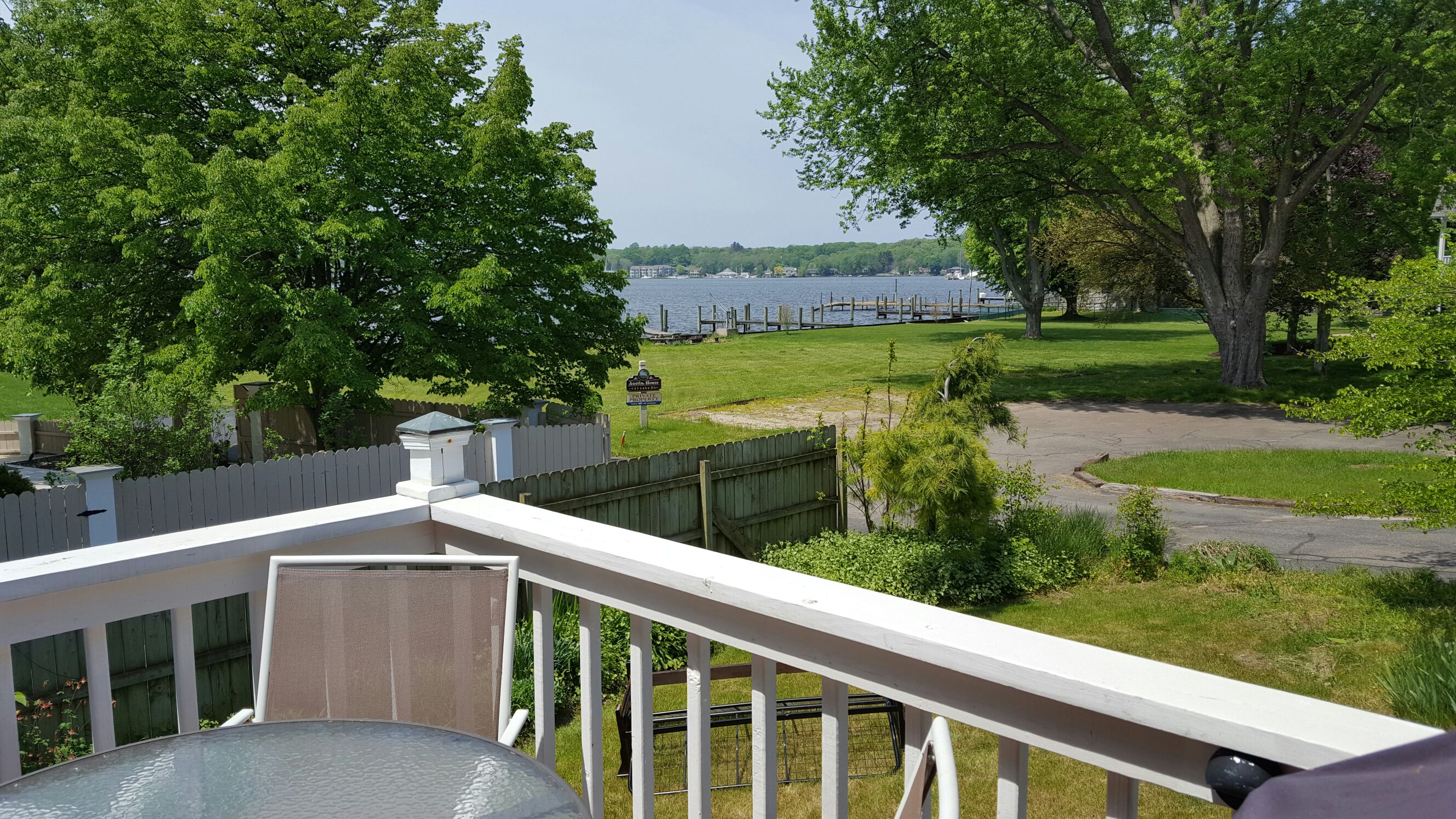 Cute Cottage in Downtown Saugatuck with Water view Houses for Rent in