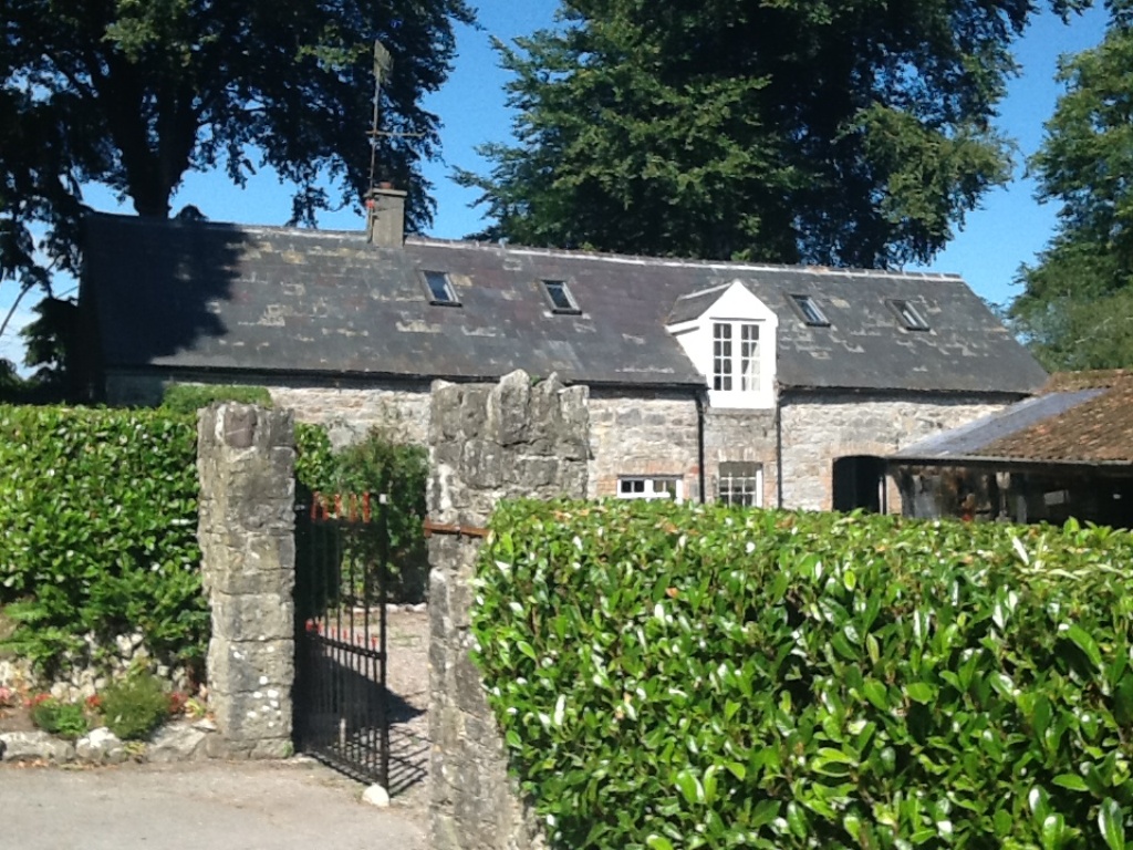 The Gate Lodge, Castlelyons, Fermoy. Houses for Rent in Fermoy, Cork