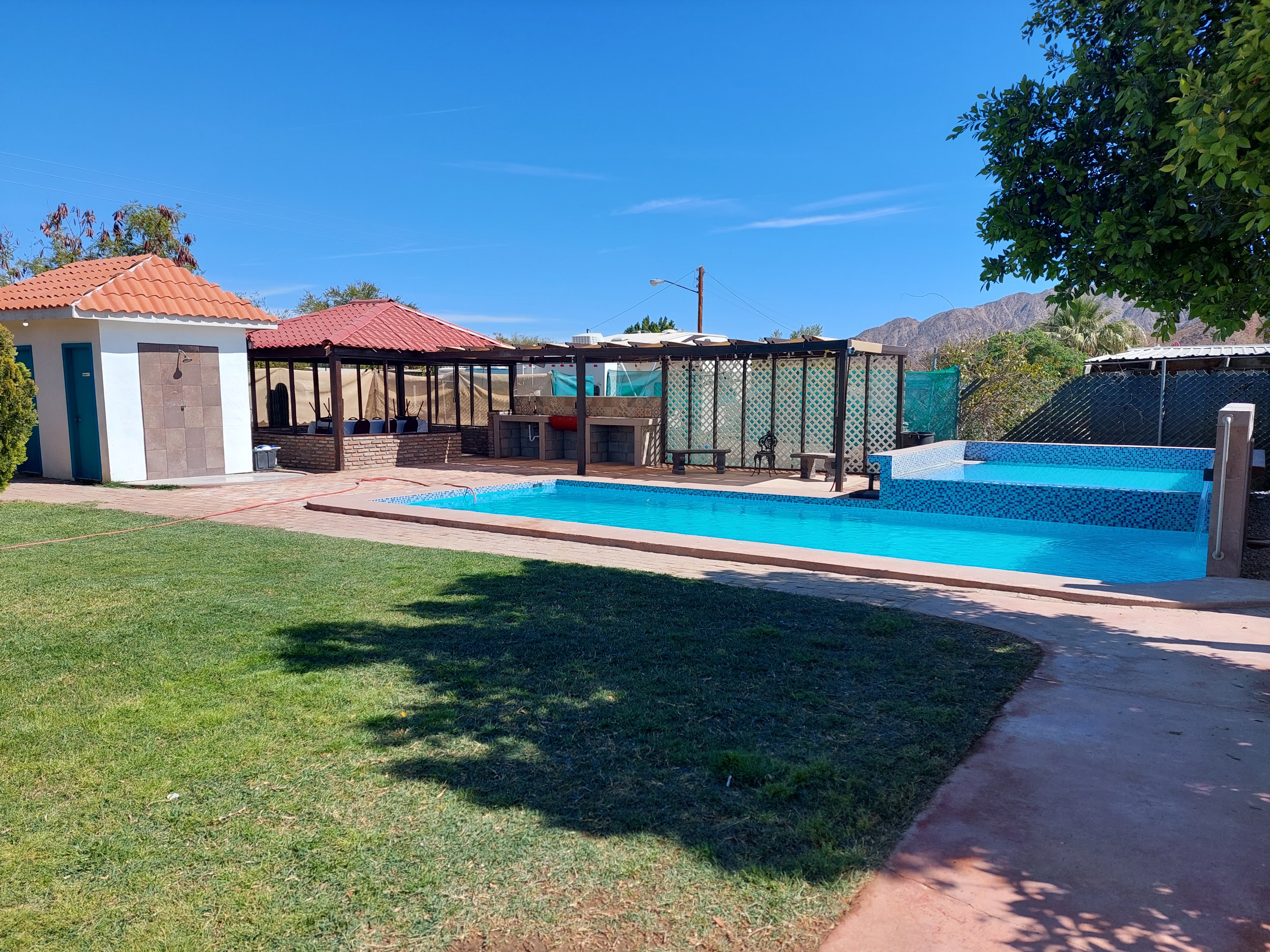 3 Rooms house, private pool