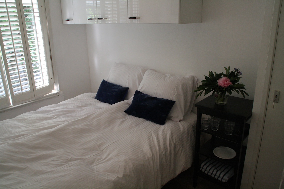 White studio with private entrance โ Amsterdam stay