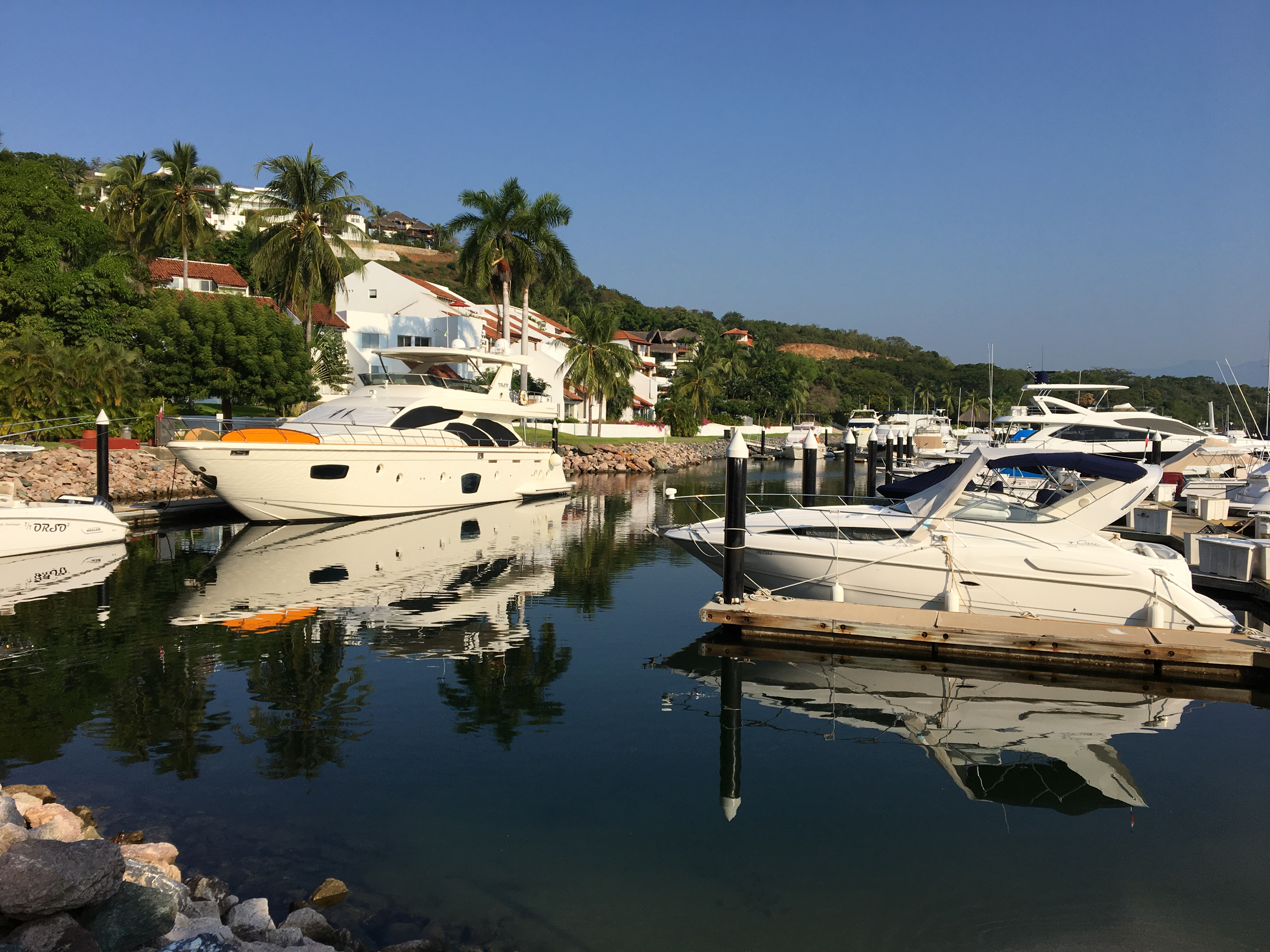 Luxury Apartment  Marina Porto Ixtapa