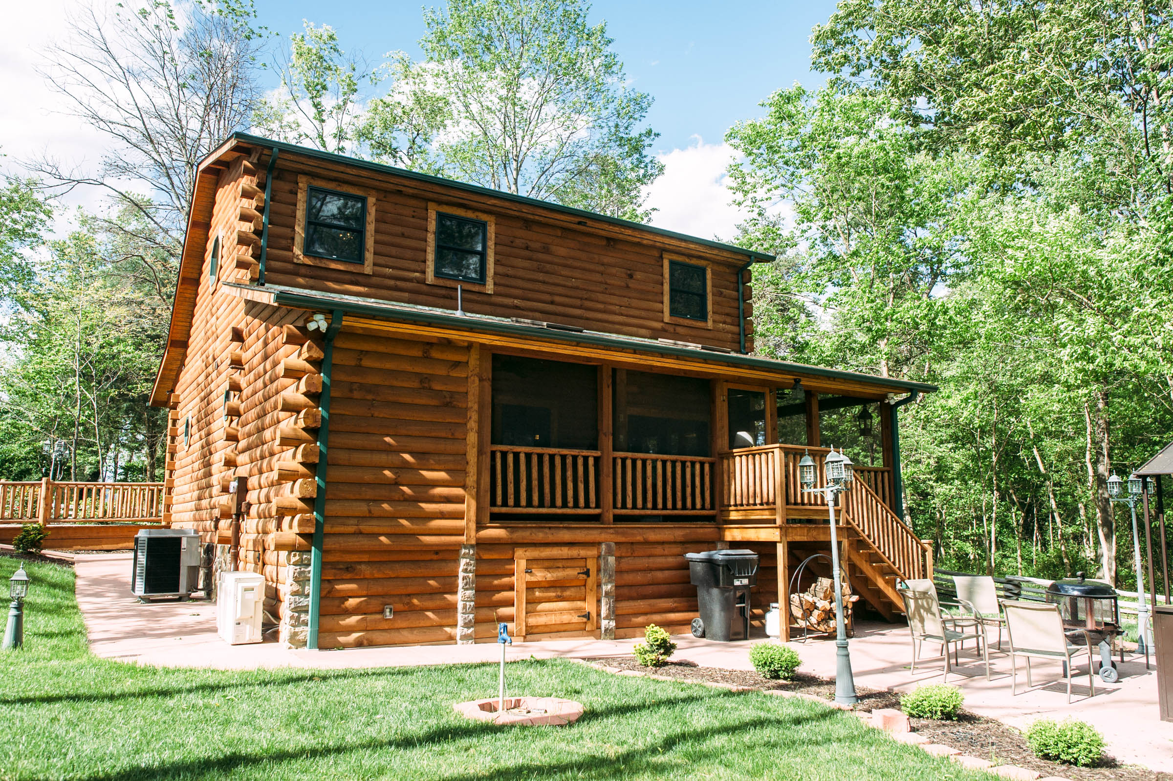 Cuddly Cub Cabin Cabins for Rent in Shenandoah, Virginia, United States