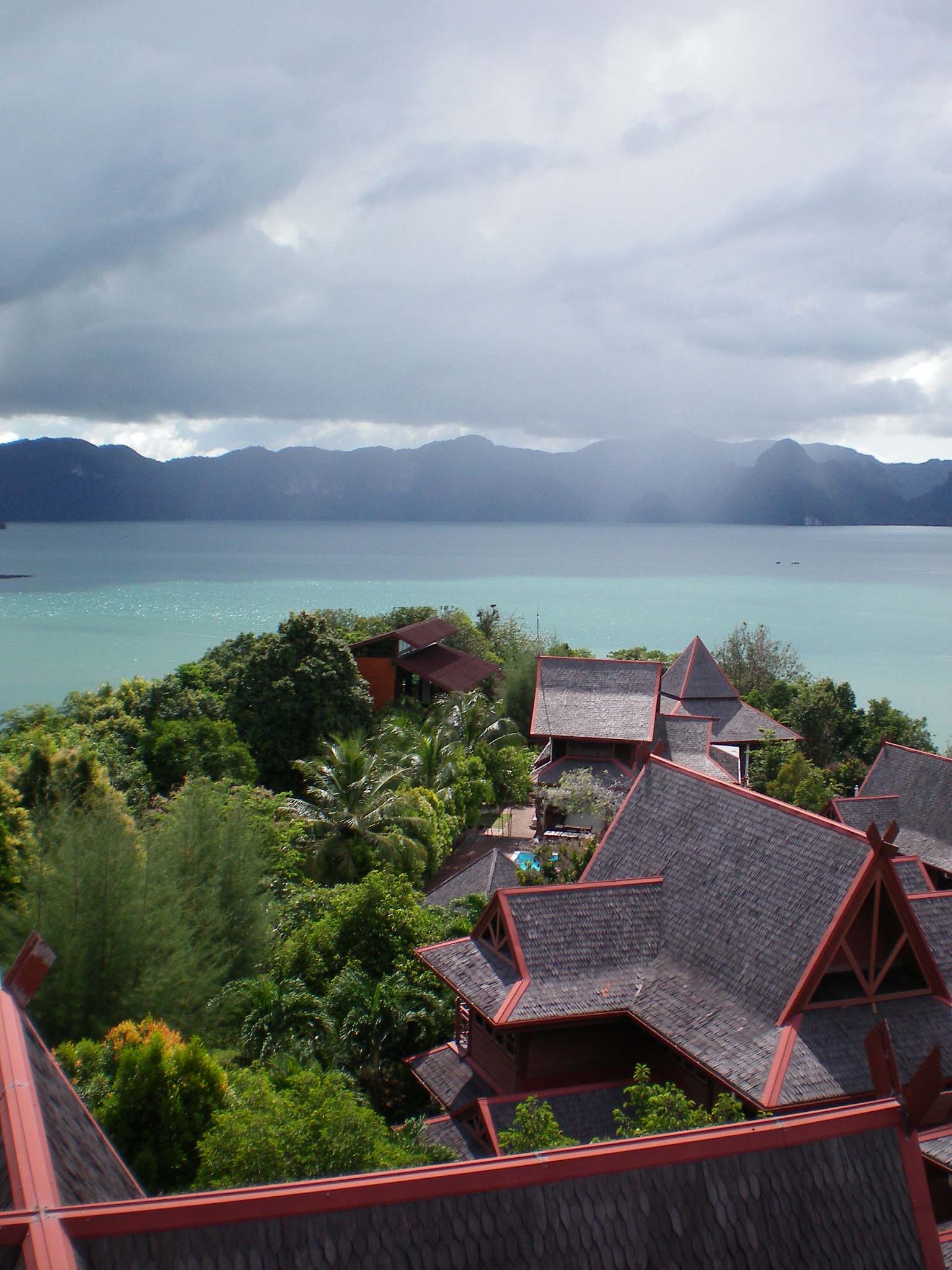 ＊Langkawiページ＊ Gaze: Entire Modern Tropical Seaview Villa - Villas for Rent in