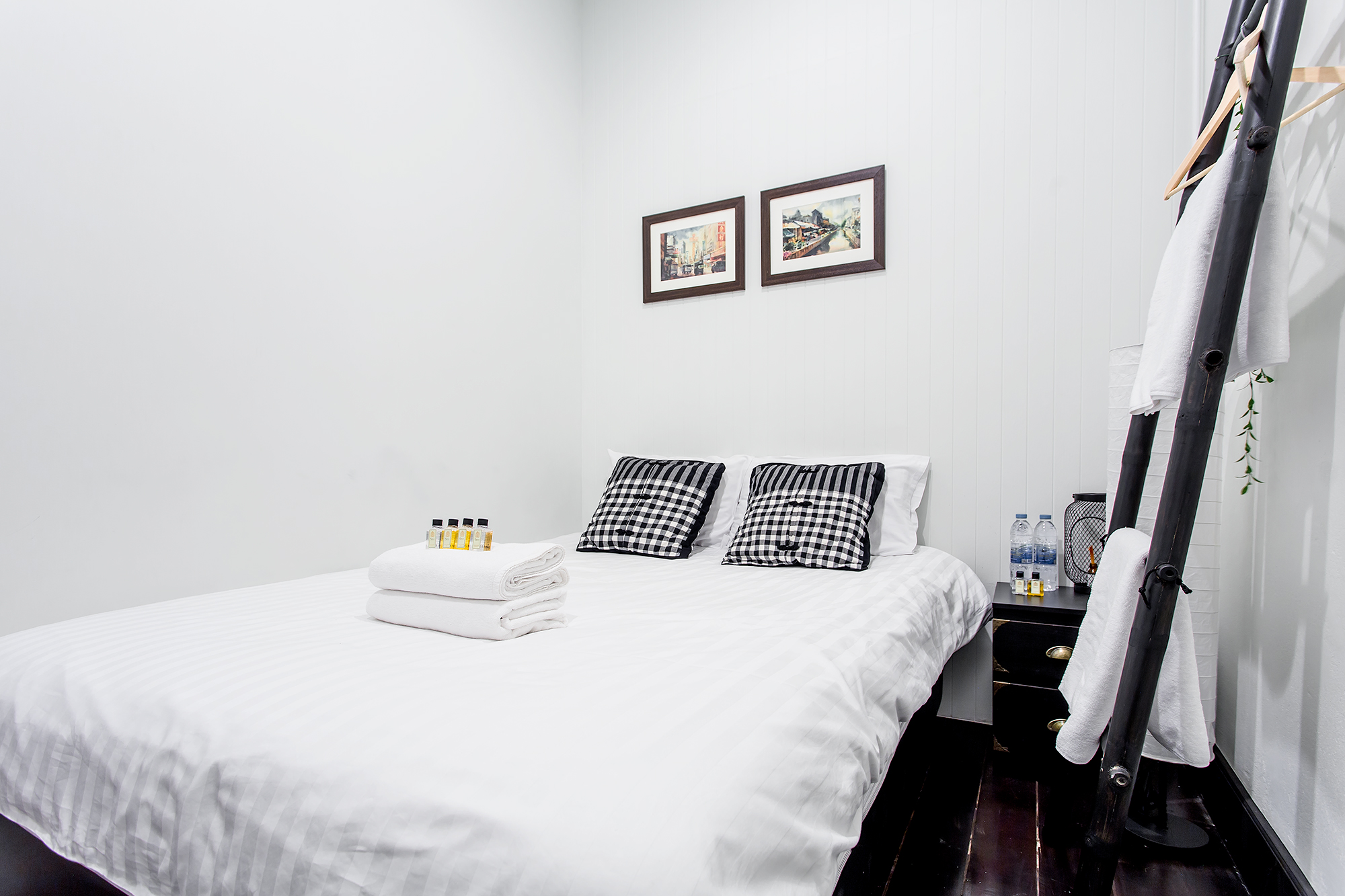 The Orientale | Double bed | Foody | 500m MRT