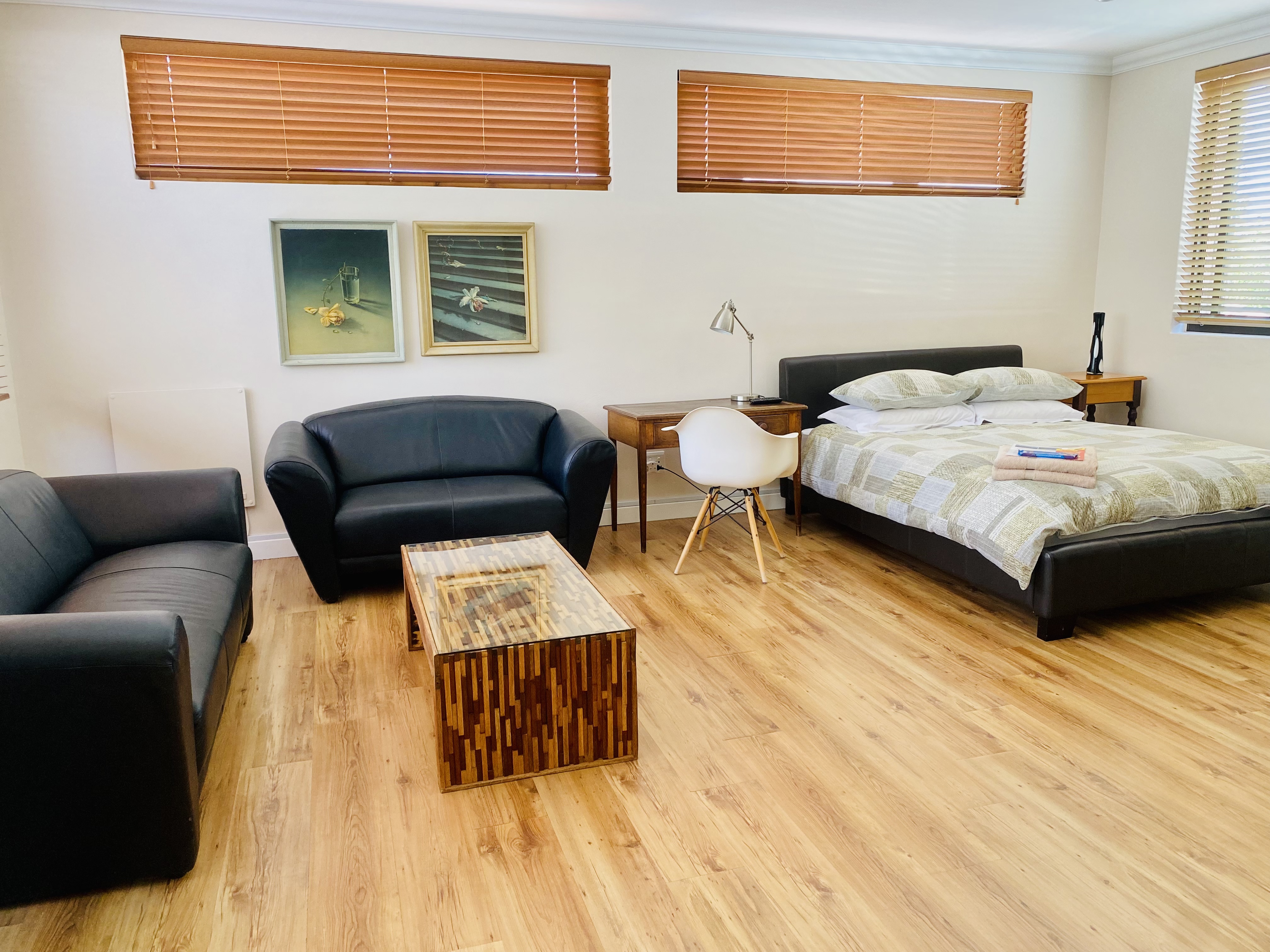 CAMPS BAY: Magic & Meters from the Sea