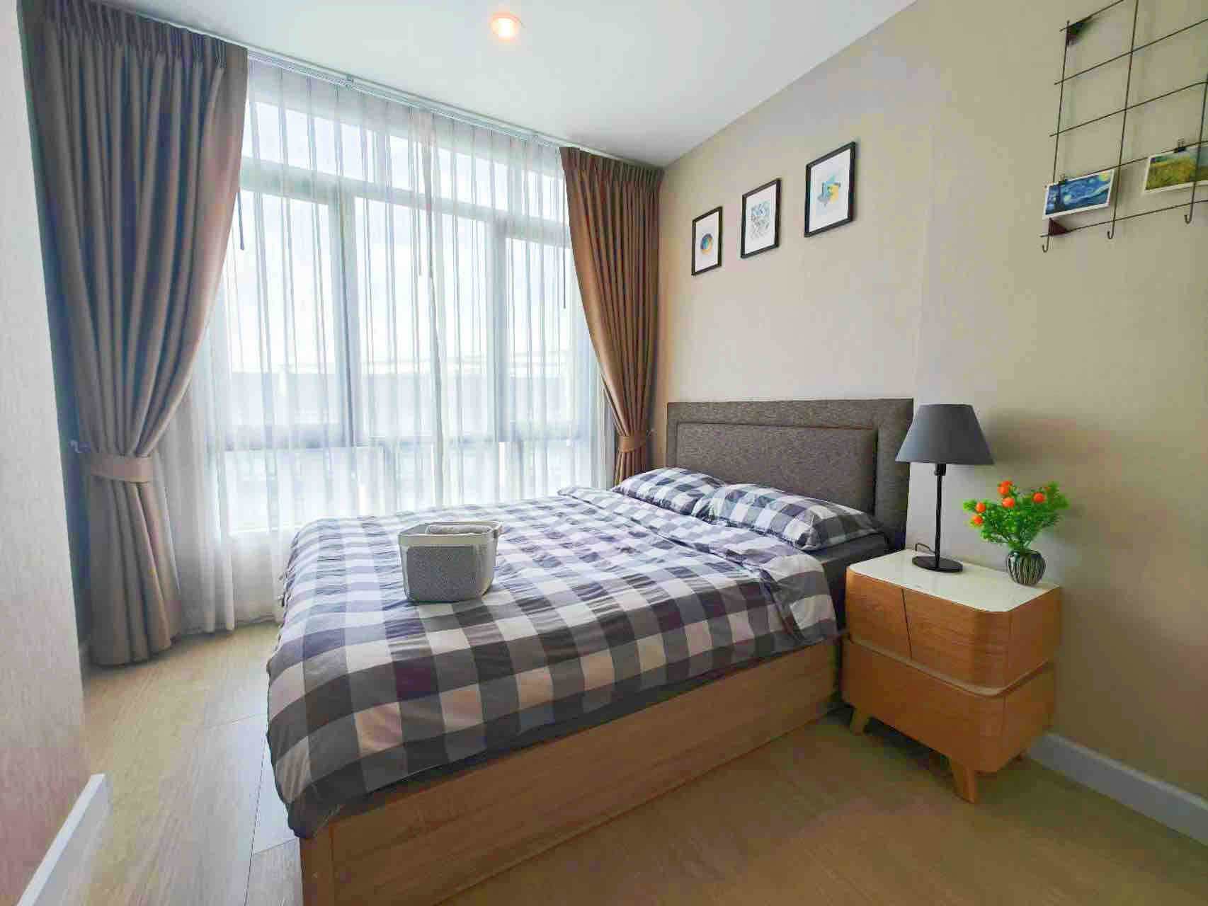 Bangsue Station Walk 200m metrosky 1 bedroom, freewifi + Large swimming pool + 24 hours 711
