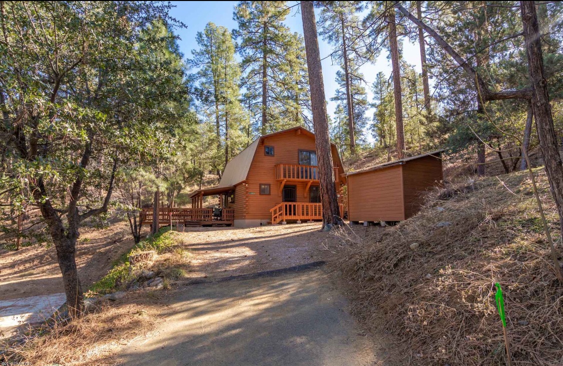 State 48 Retreat Cabins for Rent in Prescott, Arizona, United States