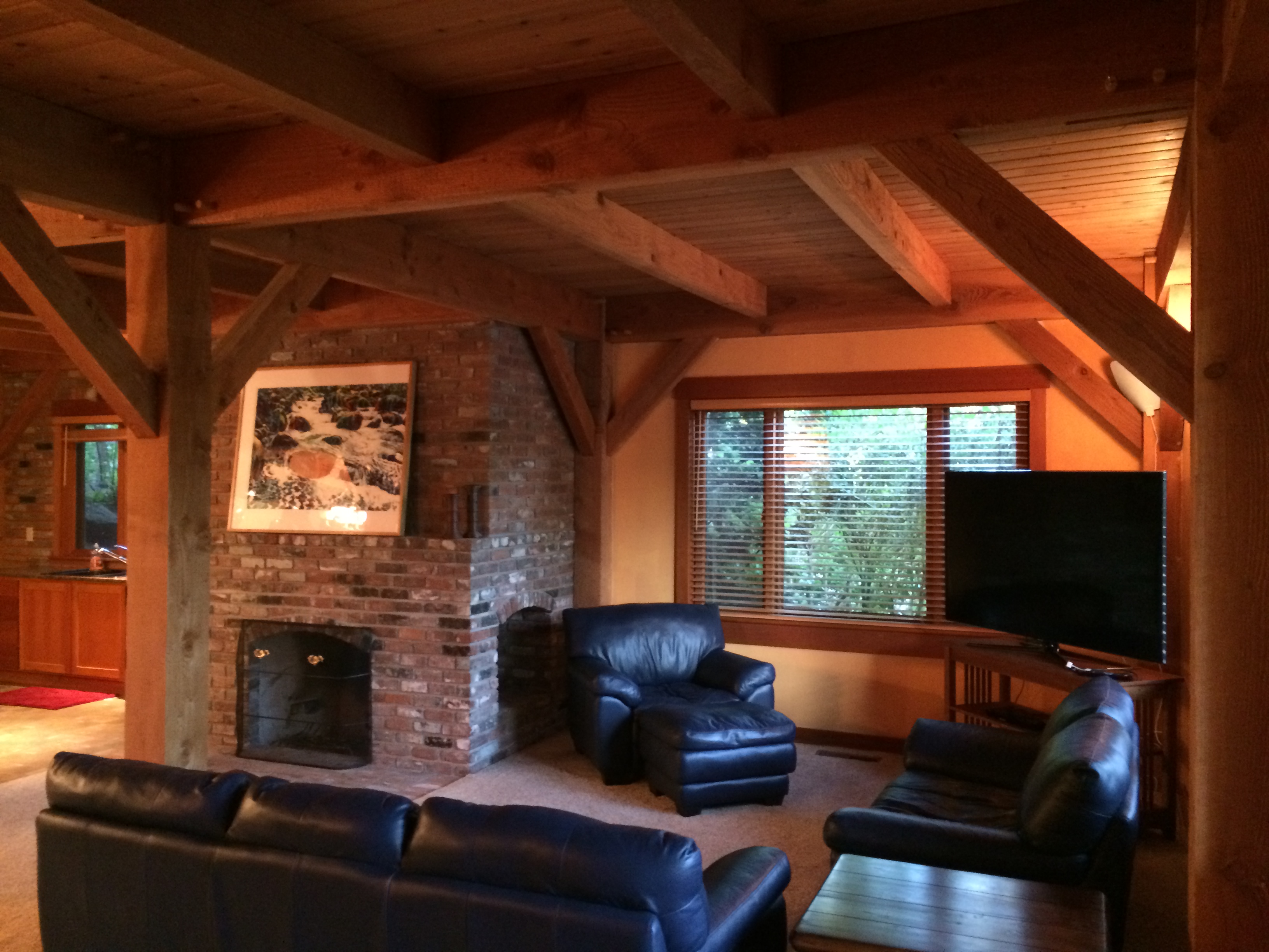 University Garden Home with GREAT Reviews! Bungalows for Rent in