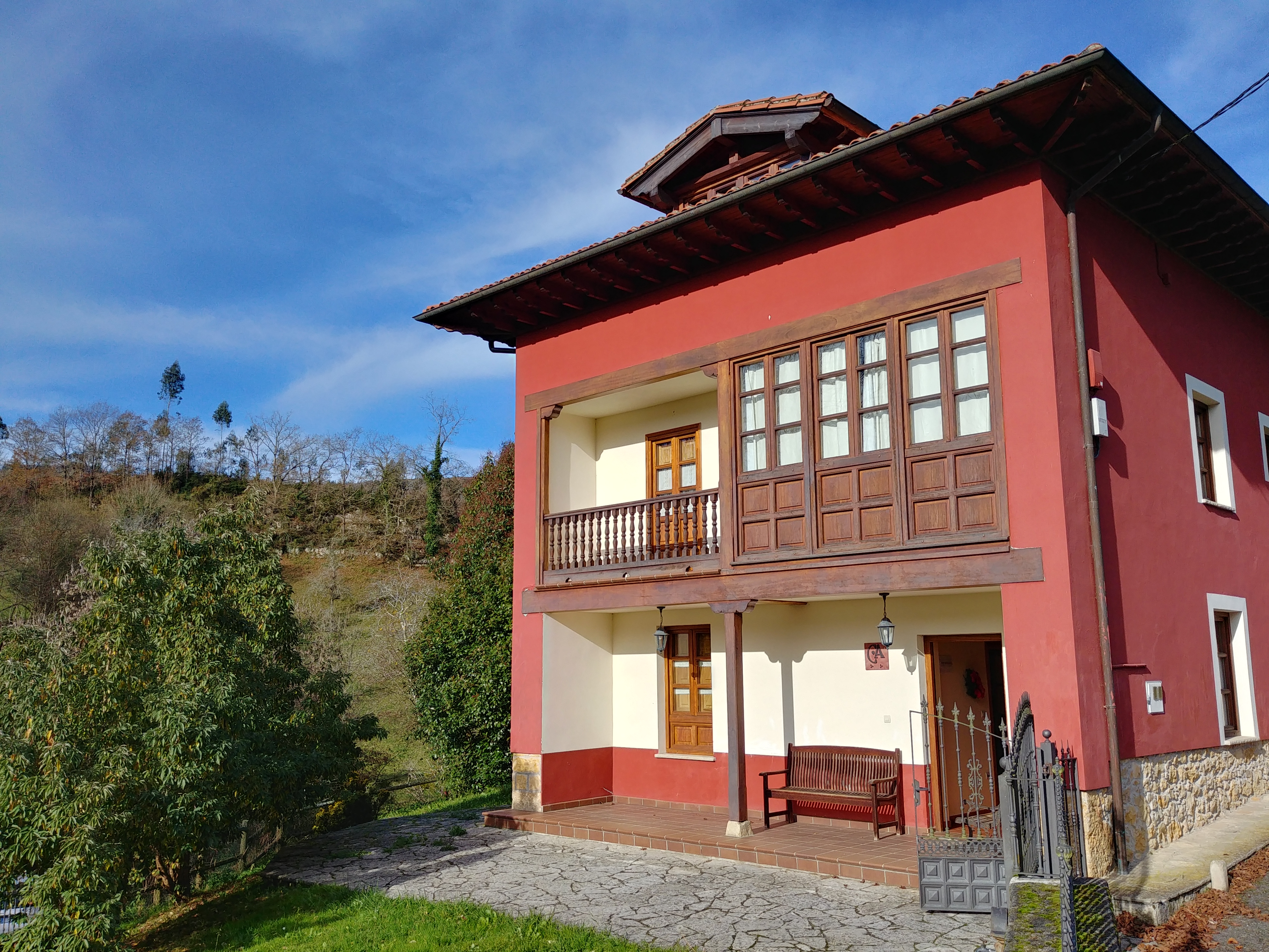 C. Rural La Riega: hasta 10 personas | Barbacoa - Casas ...