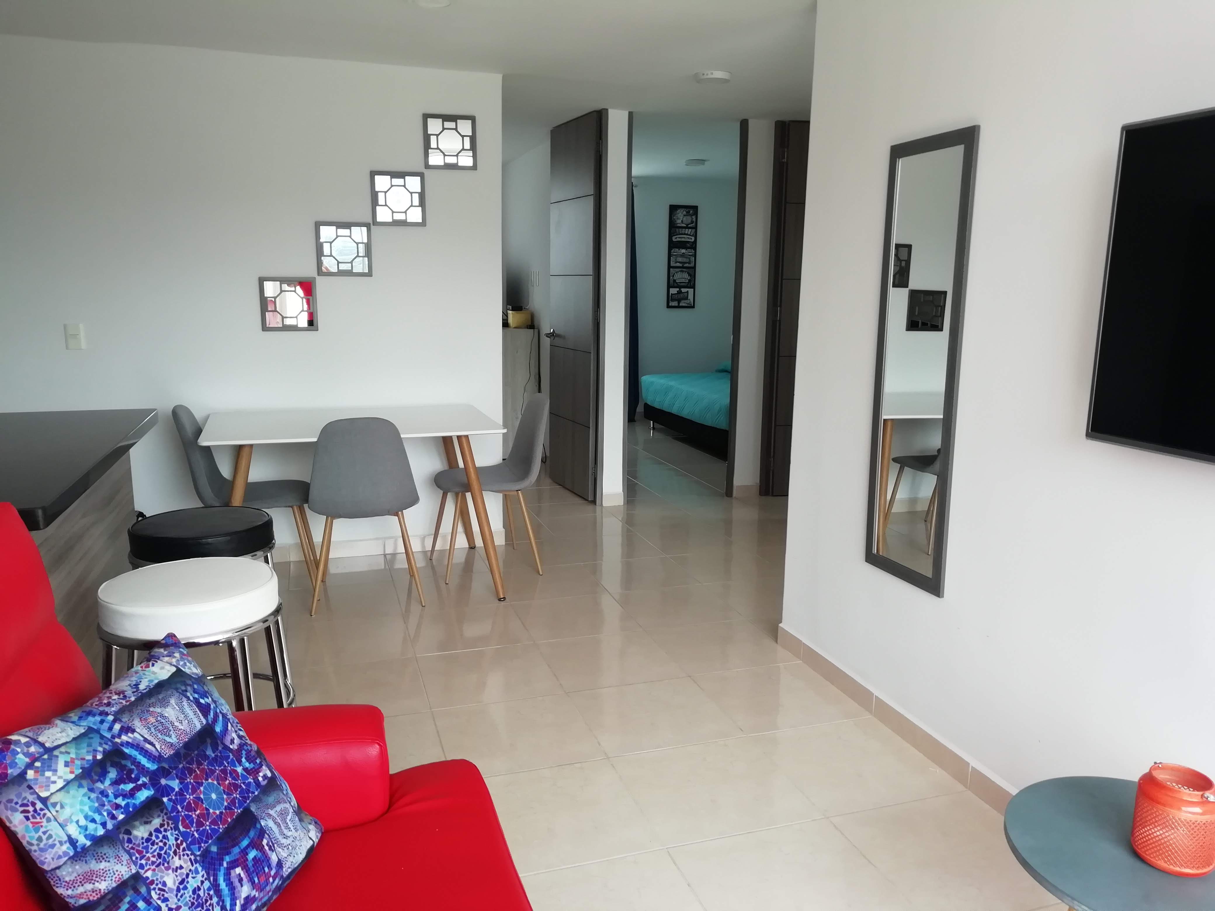 Nuevo, confortable, excelente vista y ubicación. Apartamentos en