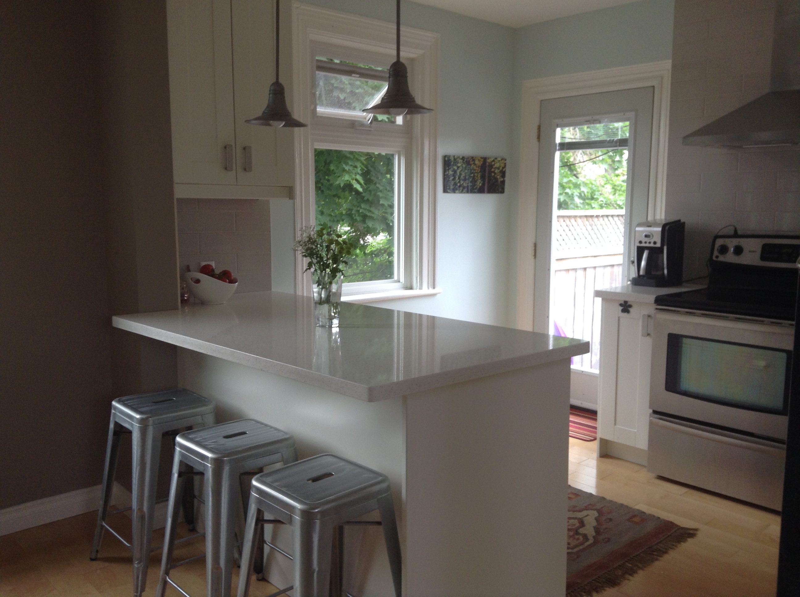 Spacious & Bright in Greektown in Broadview North, Toronto