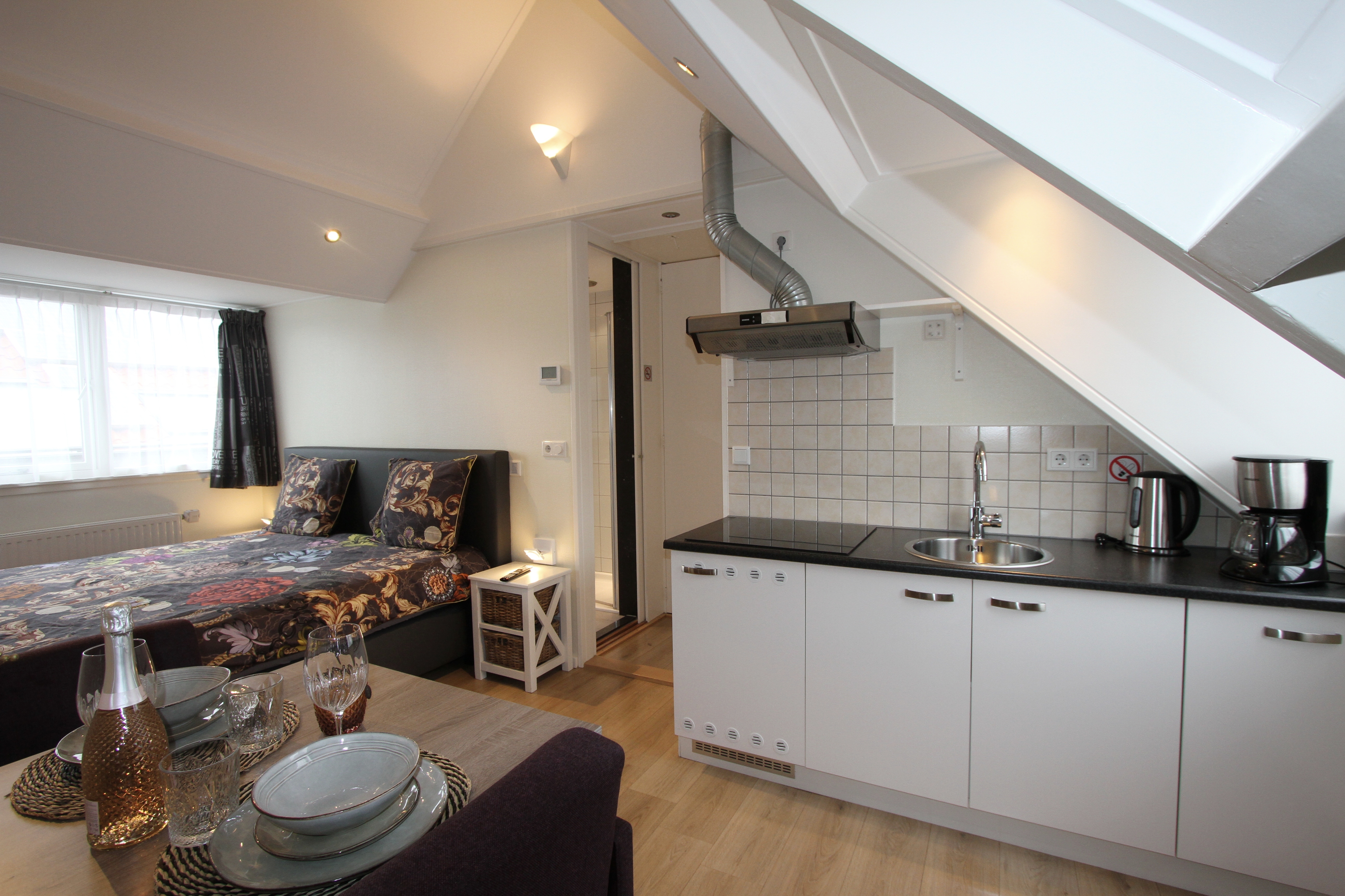 New 2 pers. Studio in center 50 meters from the beach