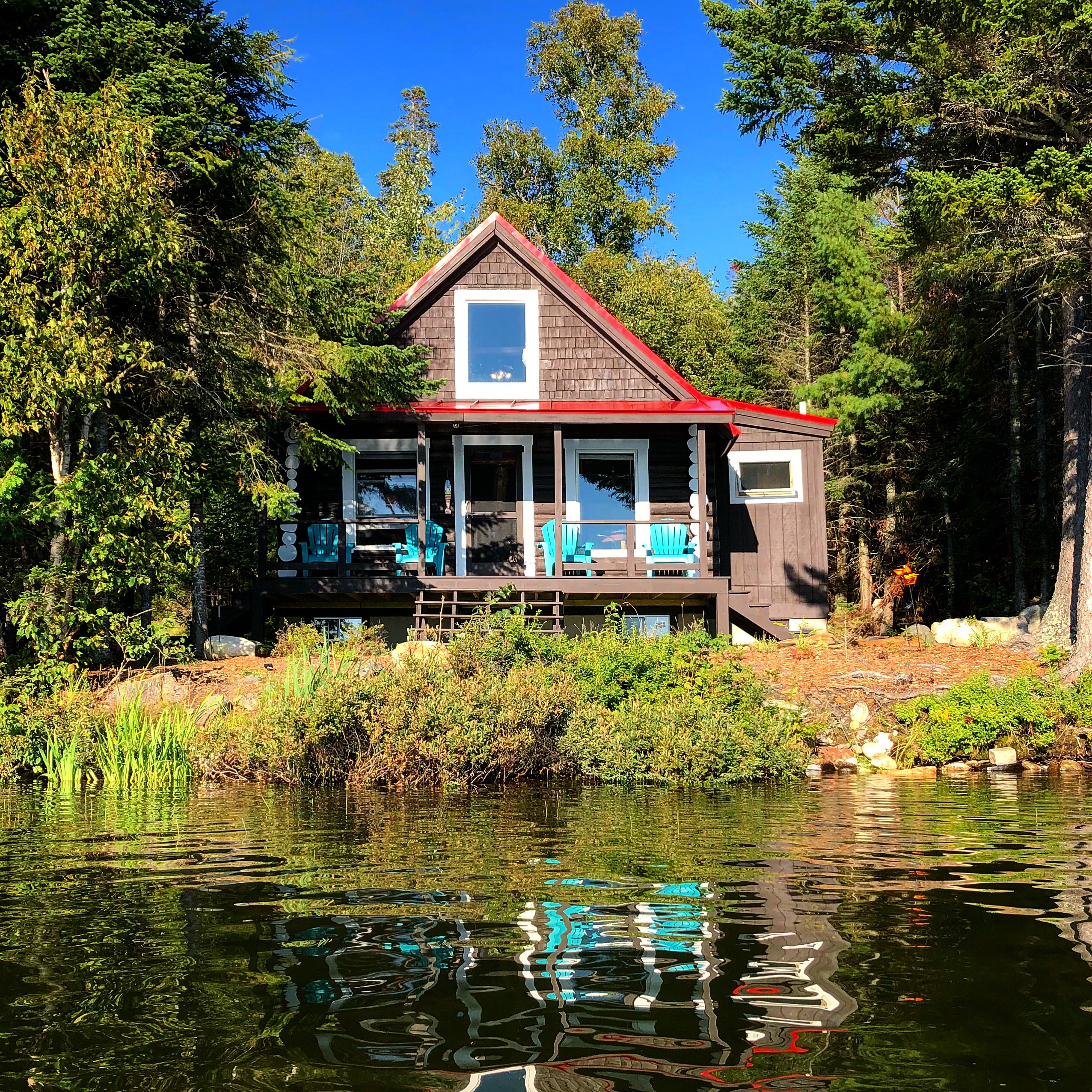 Doodlebug Cabin (Waterfront, Sunset)