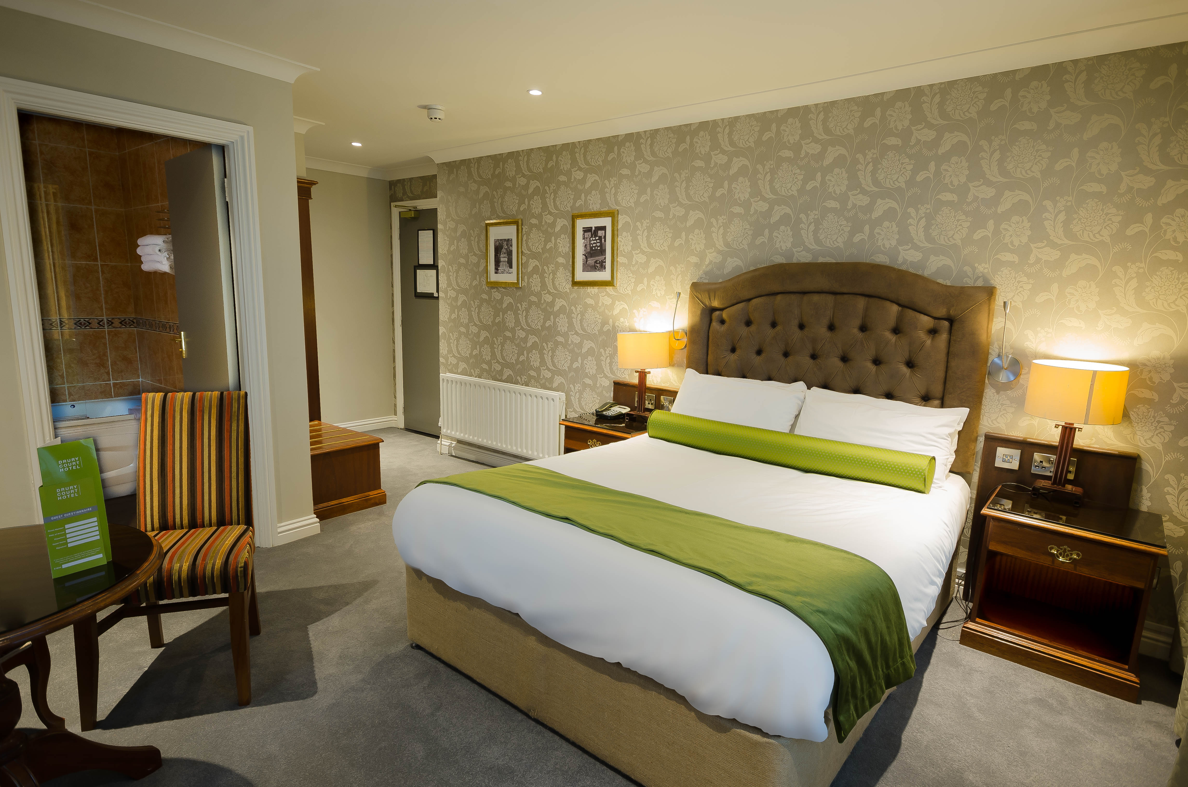 Drury Court Hotel- Super central Dublin hotel