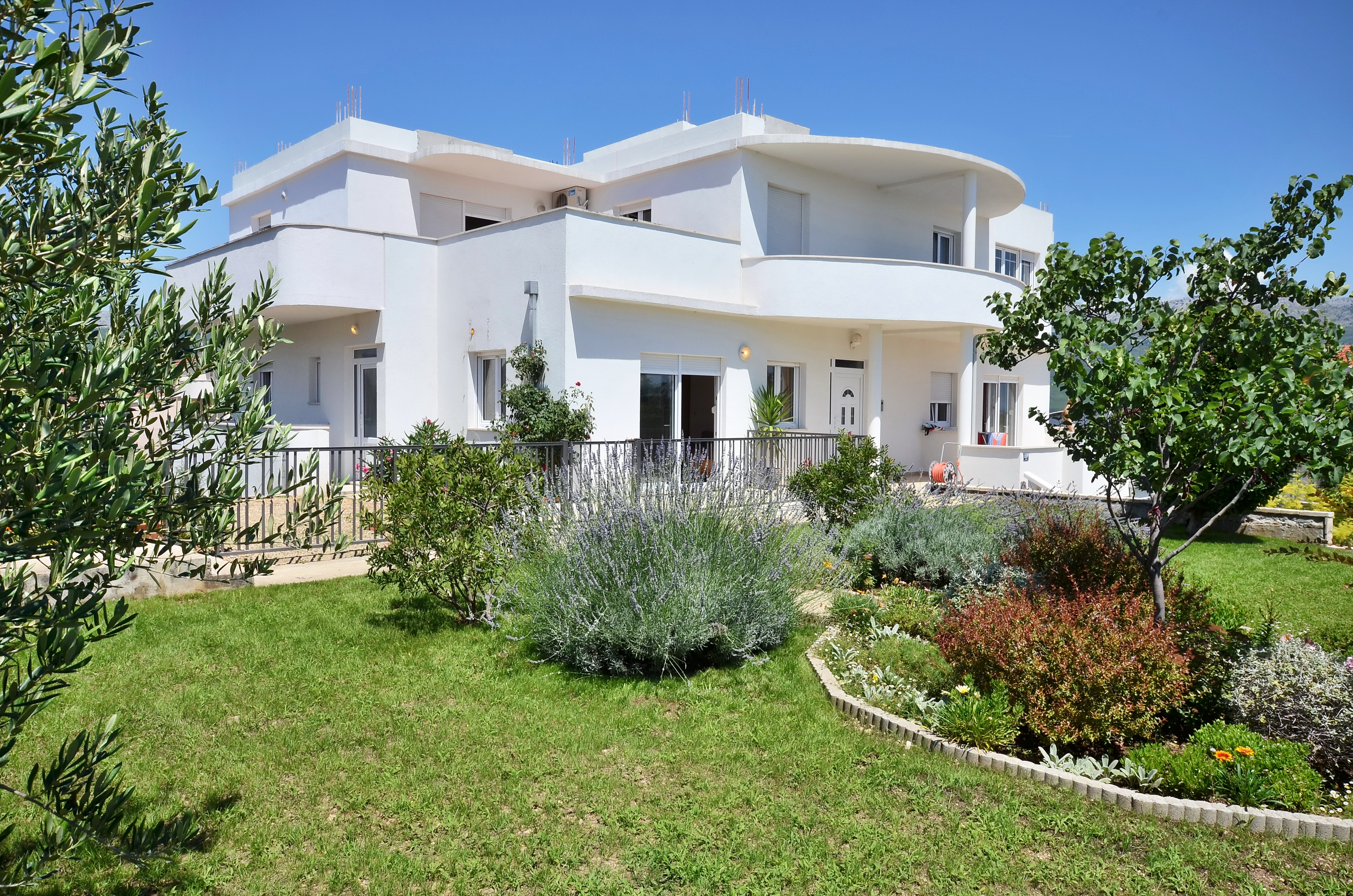 One bedroom apartment with terrace