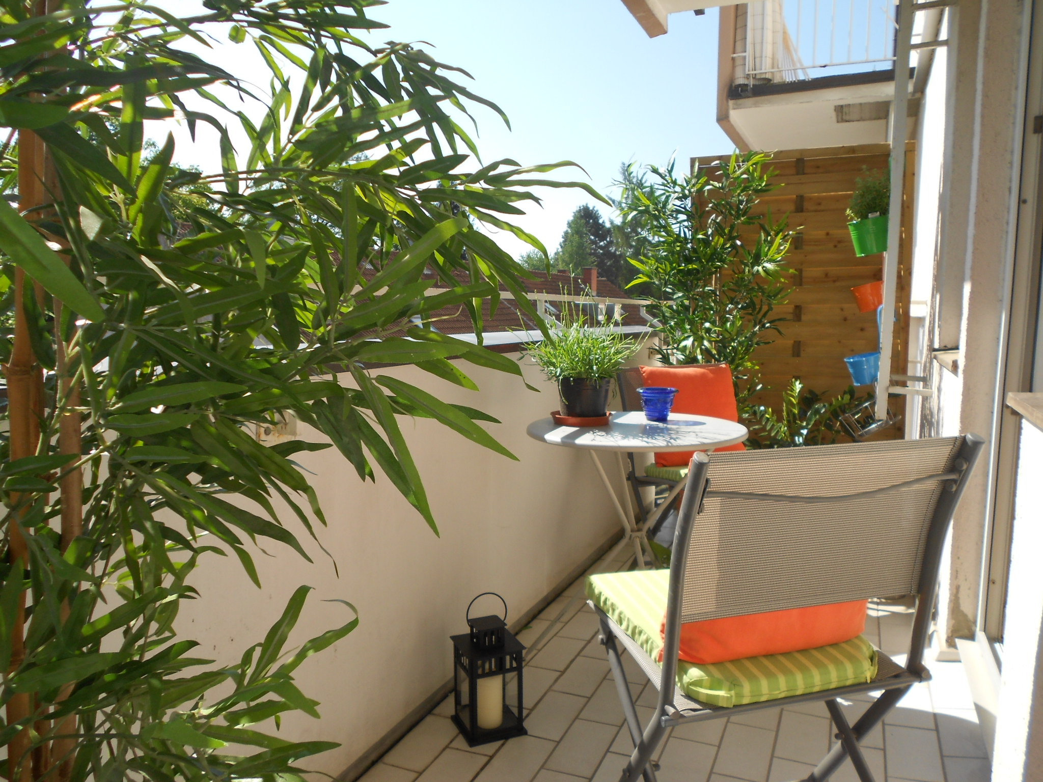 SUNNY NEW QUIET APARTMENT WITH BALCONY in Milbertshofen-Am Hart, Munich