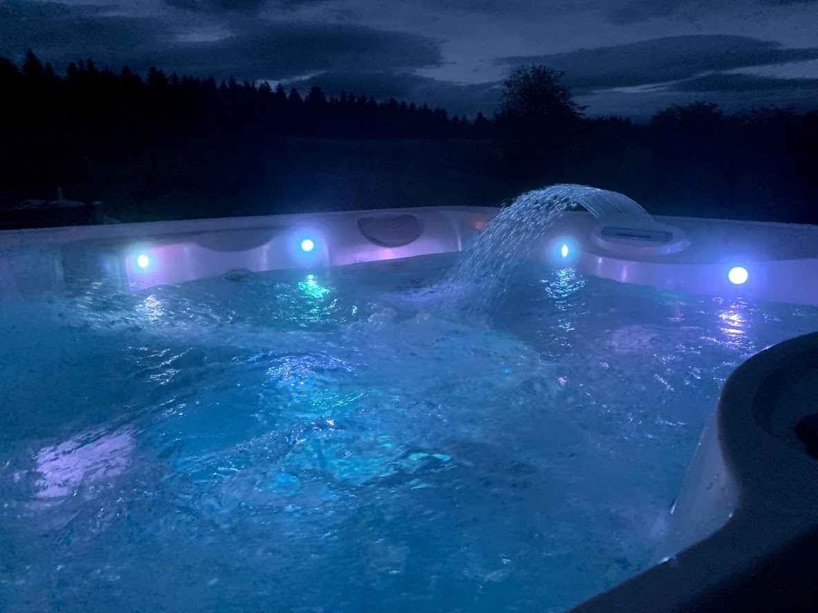 Long Wood Lodges Private Hot Tub Welsh Marches Chalets For Rent In Knighton Wales United Kingdom Peter kavinsky x lara jean covey | swimming in stars. long wood lodges private hot tub