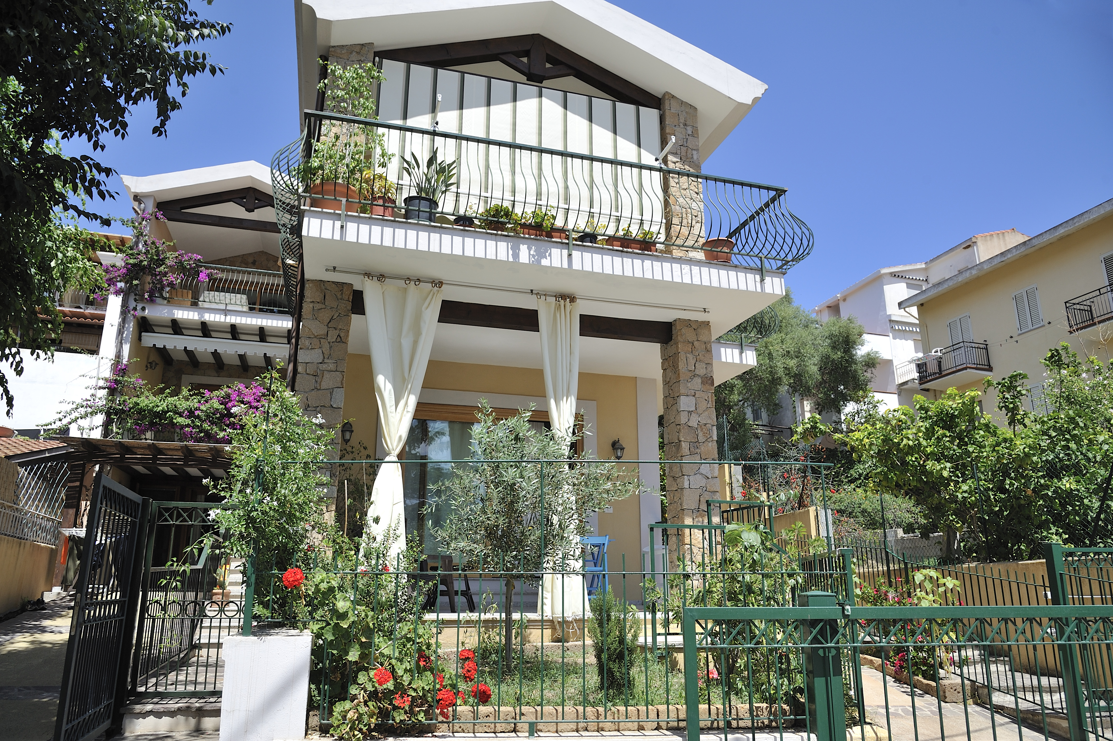 Apartment a few meters from the sea
