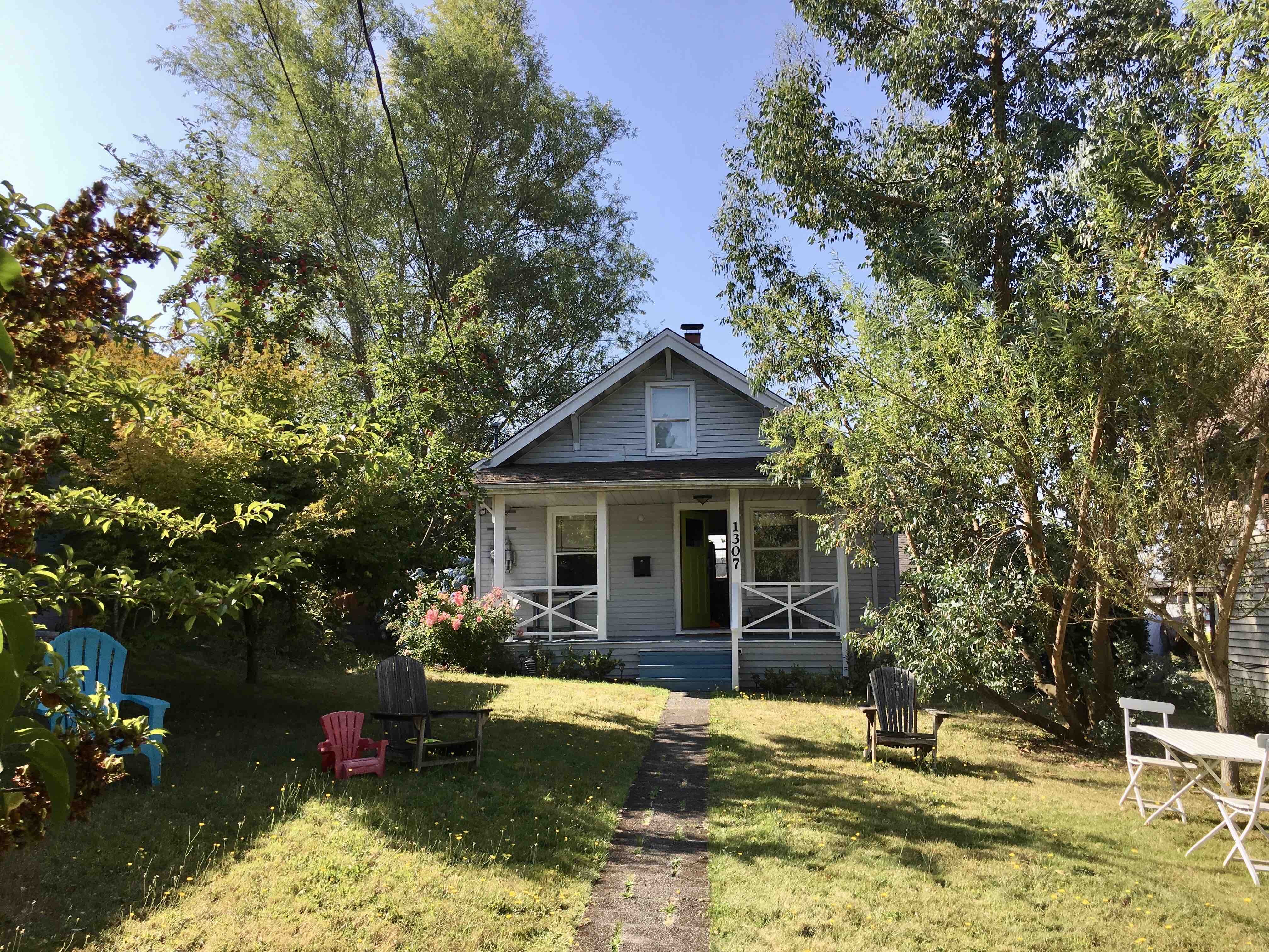Craftsman · 9 min to Stadium w/light rail· Garden