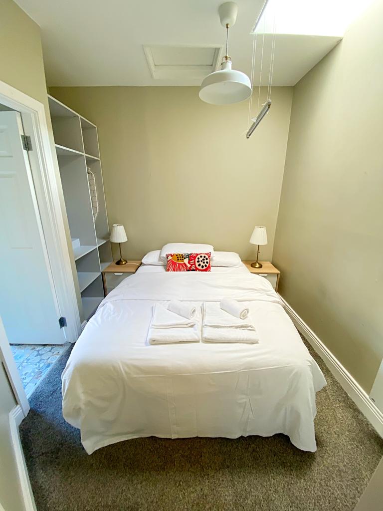 1 Bed Apt 2nd Floor near Guinness Store