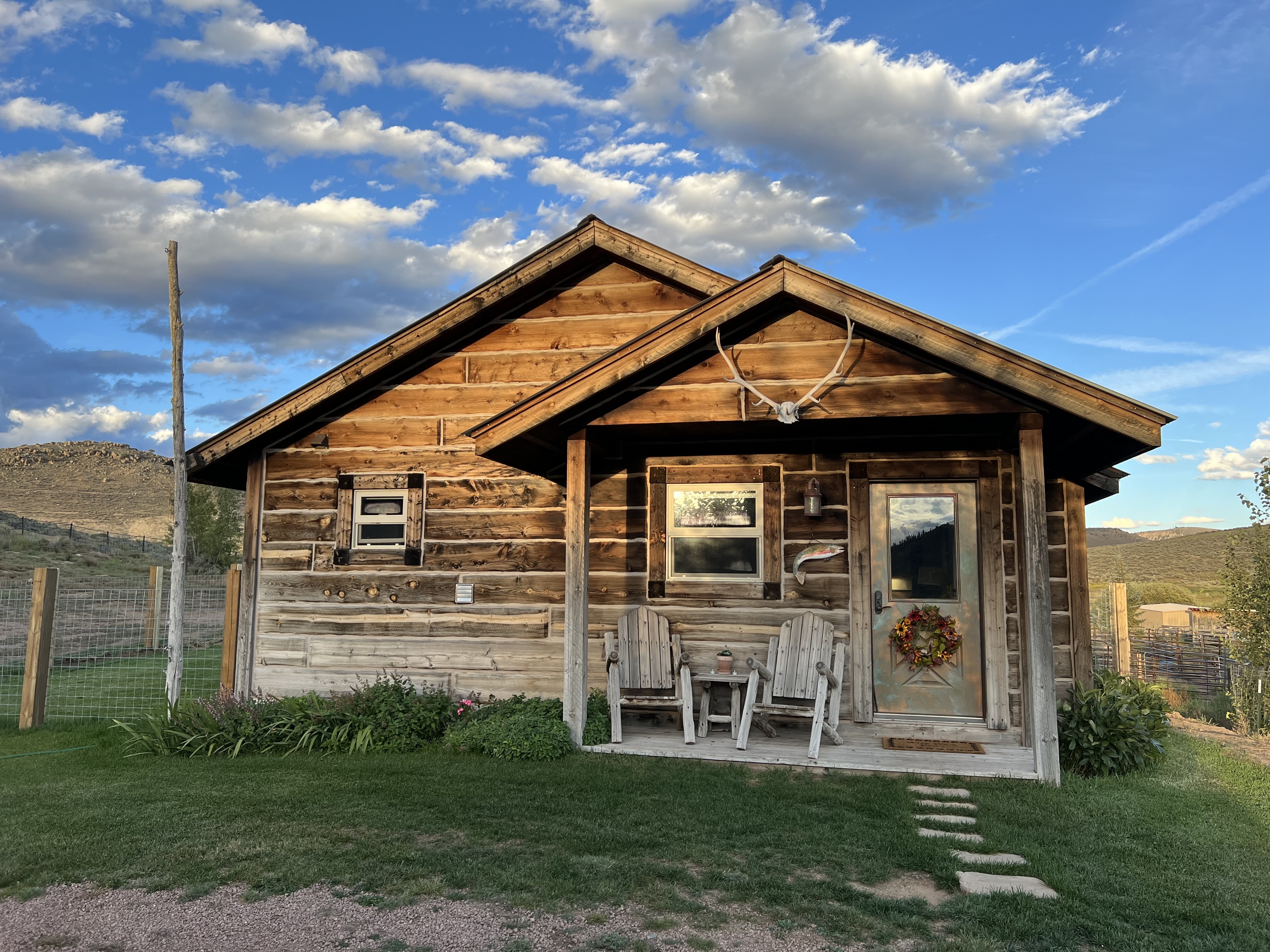 7 triangle ranch cabin