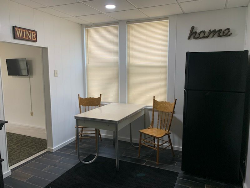 Ground Floor 1 Bedroom Suite Serviced apartments for Rent in West