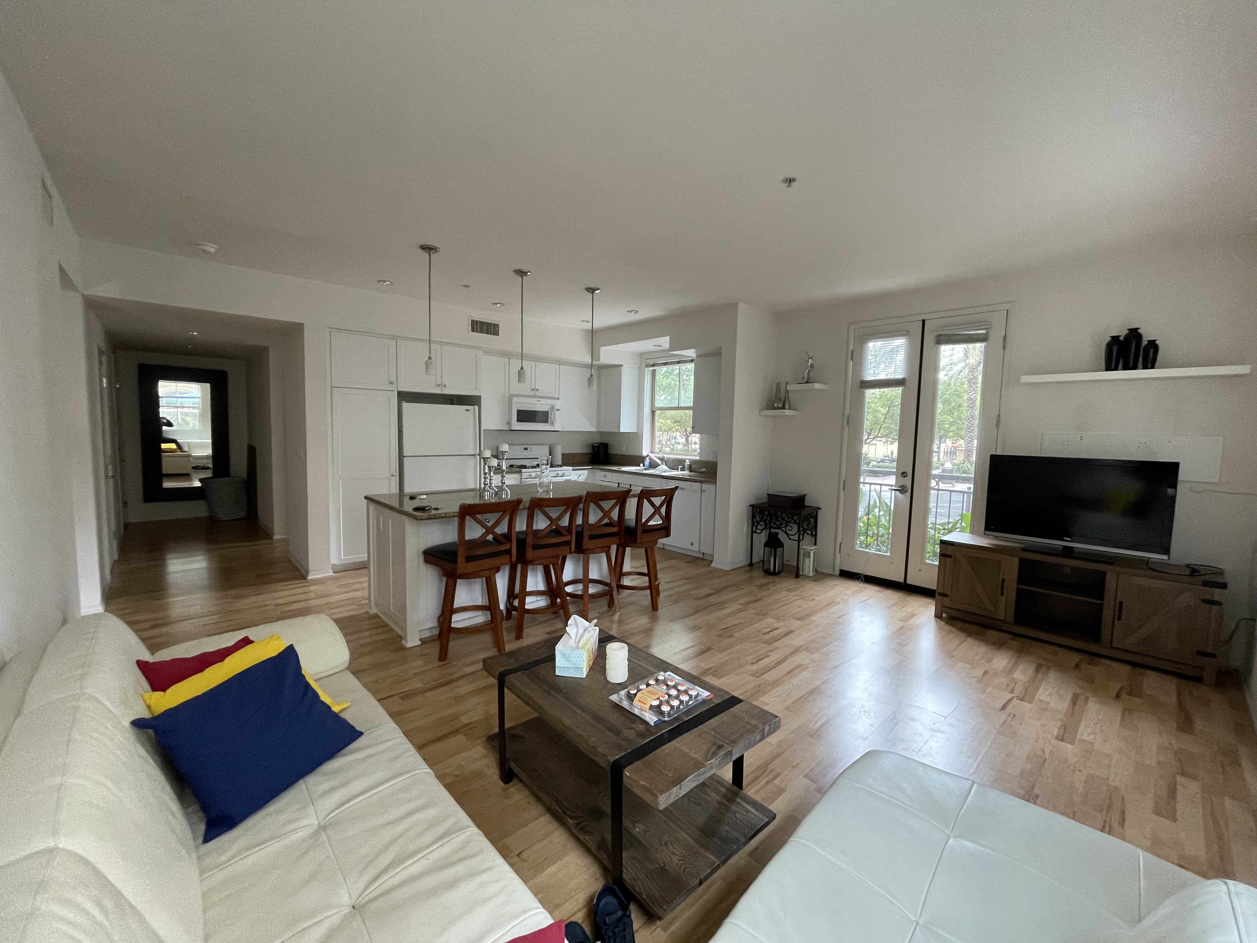 Bright and Clean Unit in Orange County