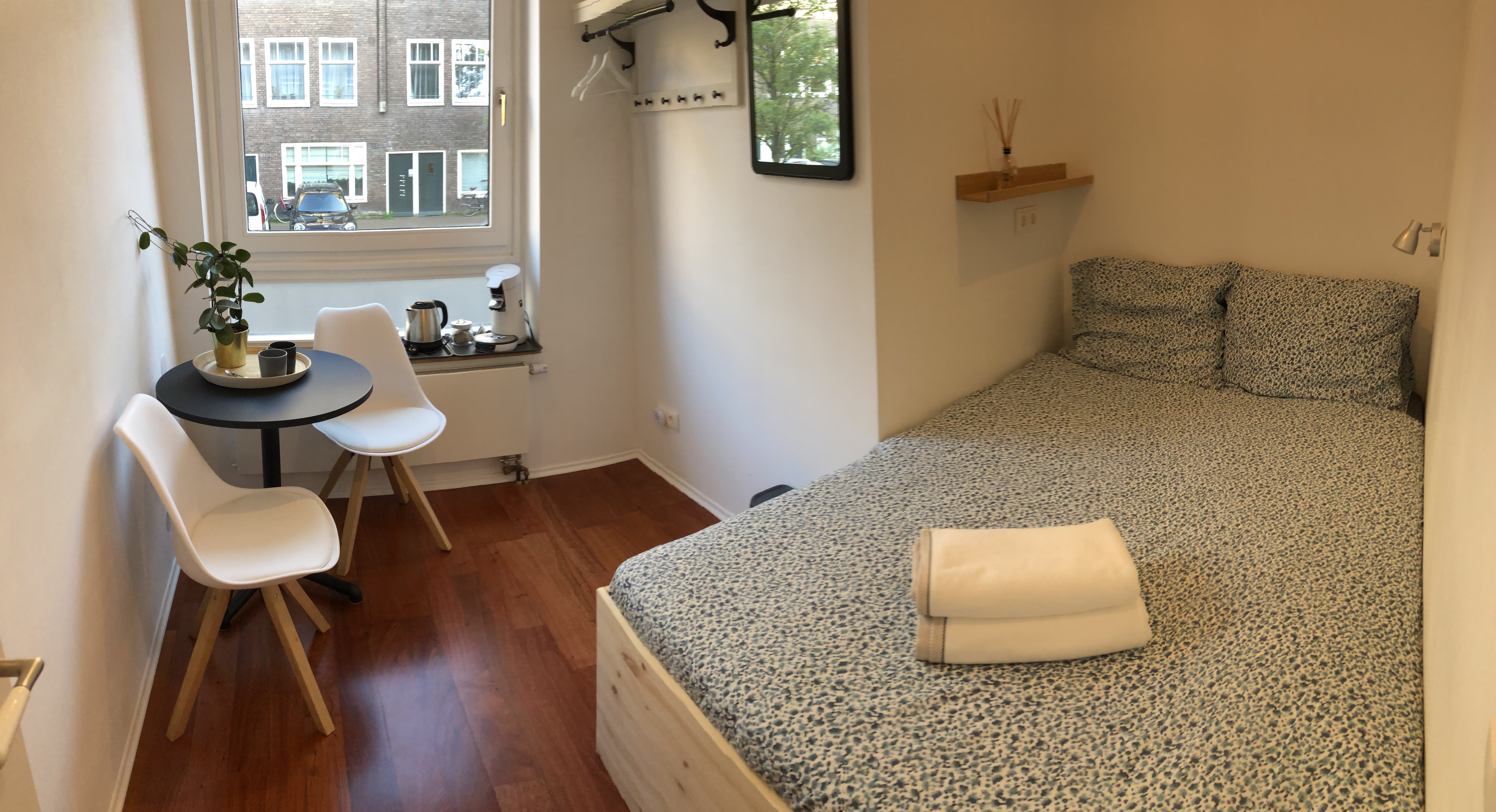 Private room / Super clean / Renovated — Amsterdam stay