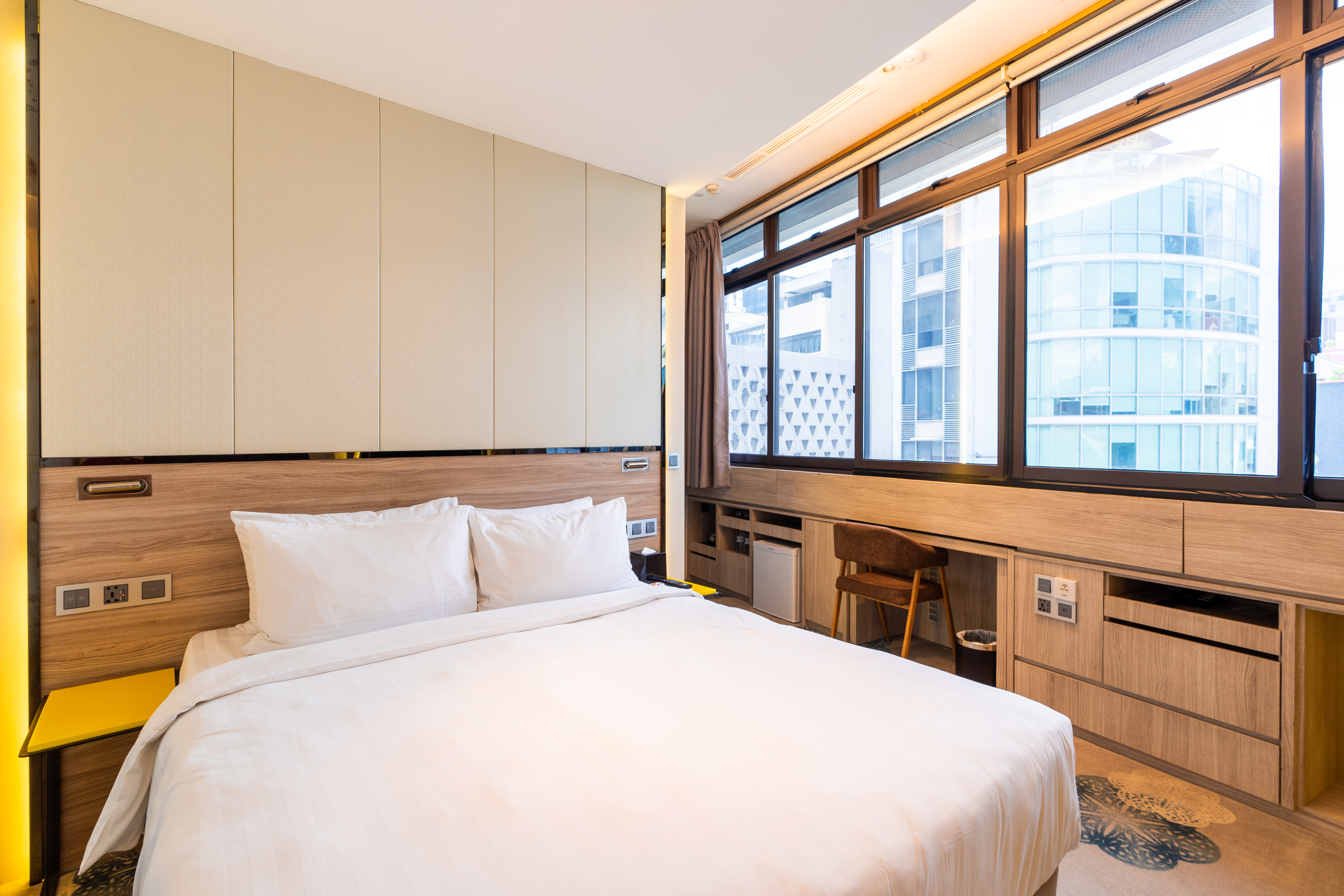 Deluxe Double Room in City Center