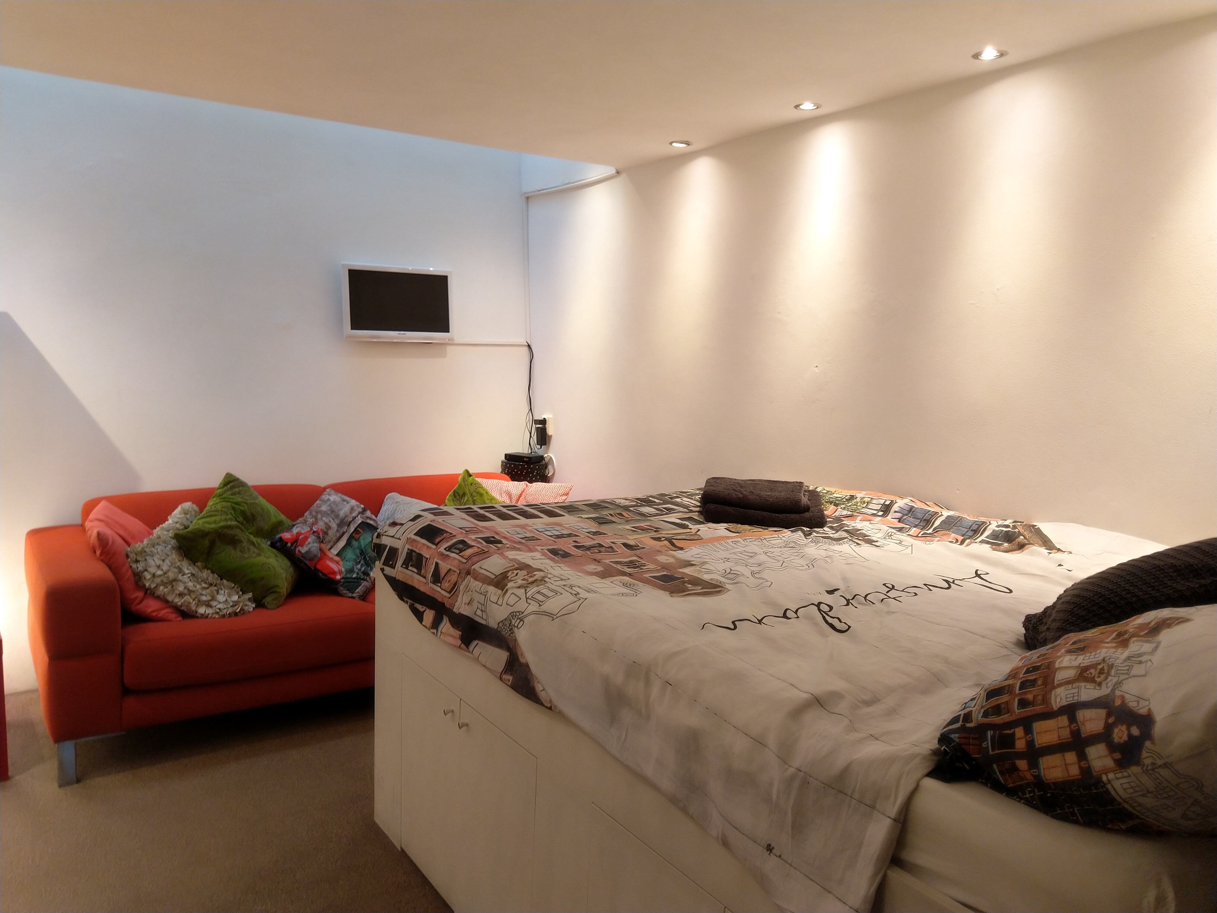 Suite with separate entrance in the center city! โ Amsterdam stay