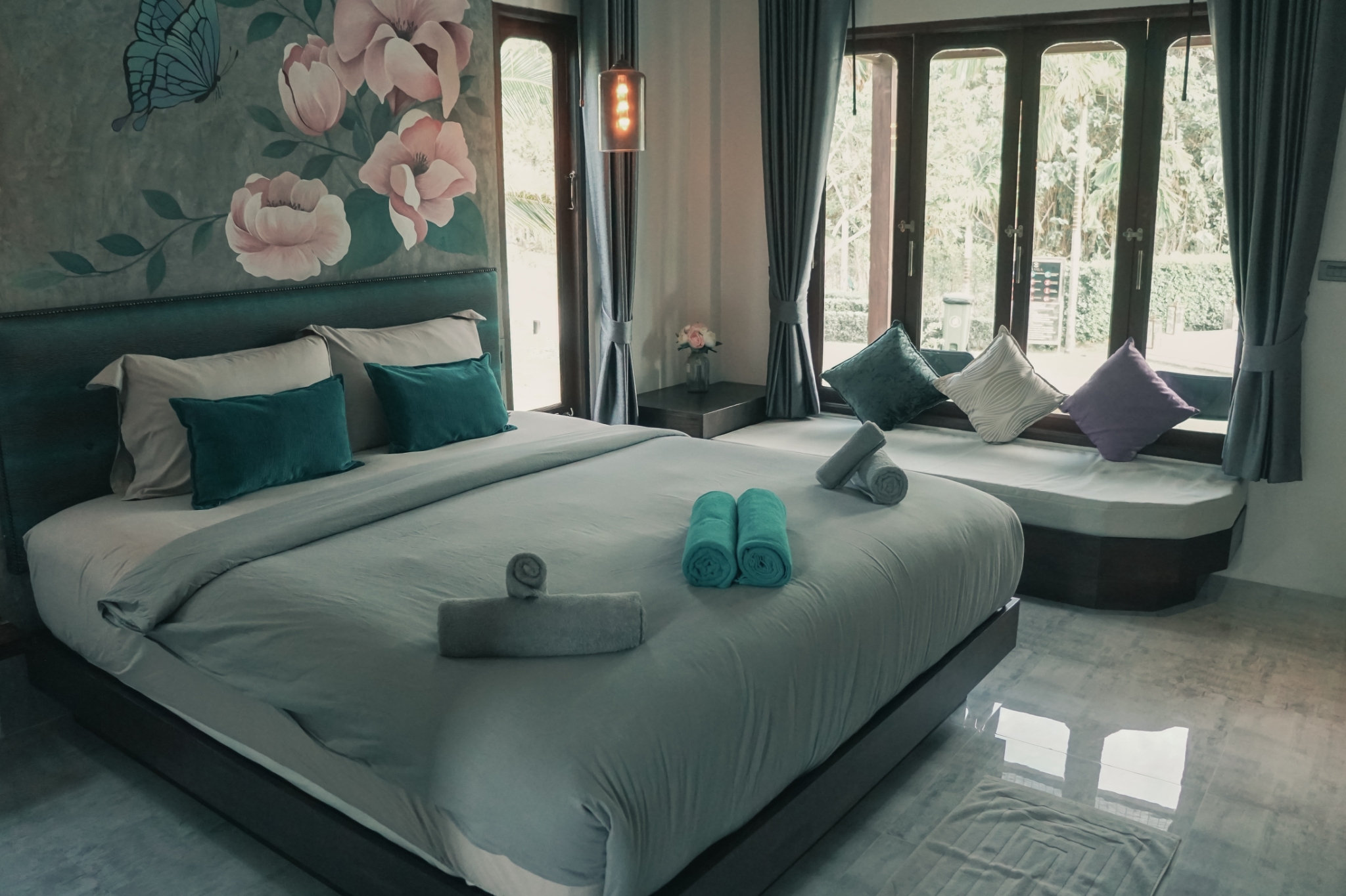 Modern Boutique cottage 1