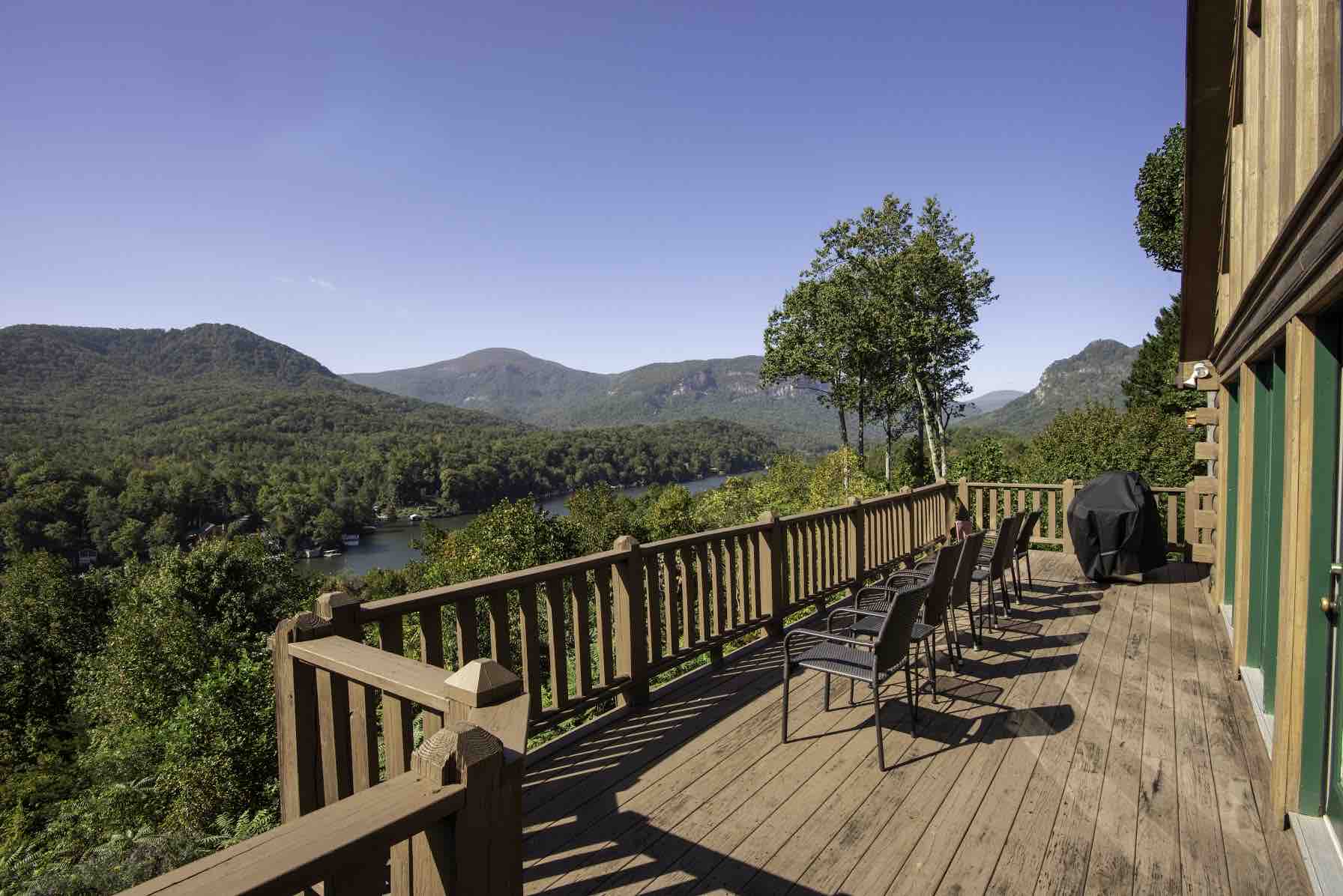 Lure of the Mountains Cabins for Rent in Lake Lure, North Carolina