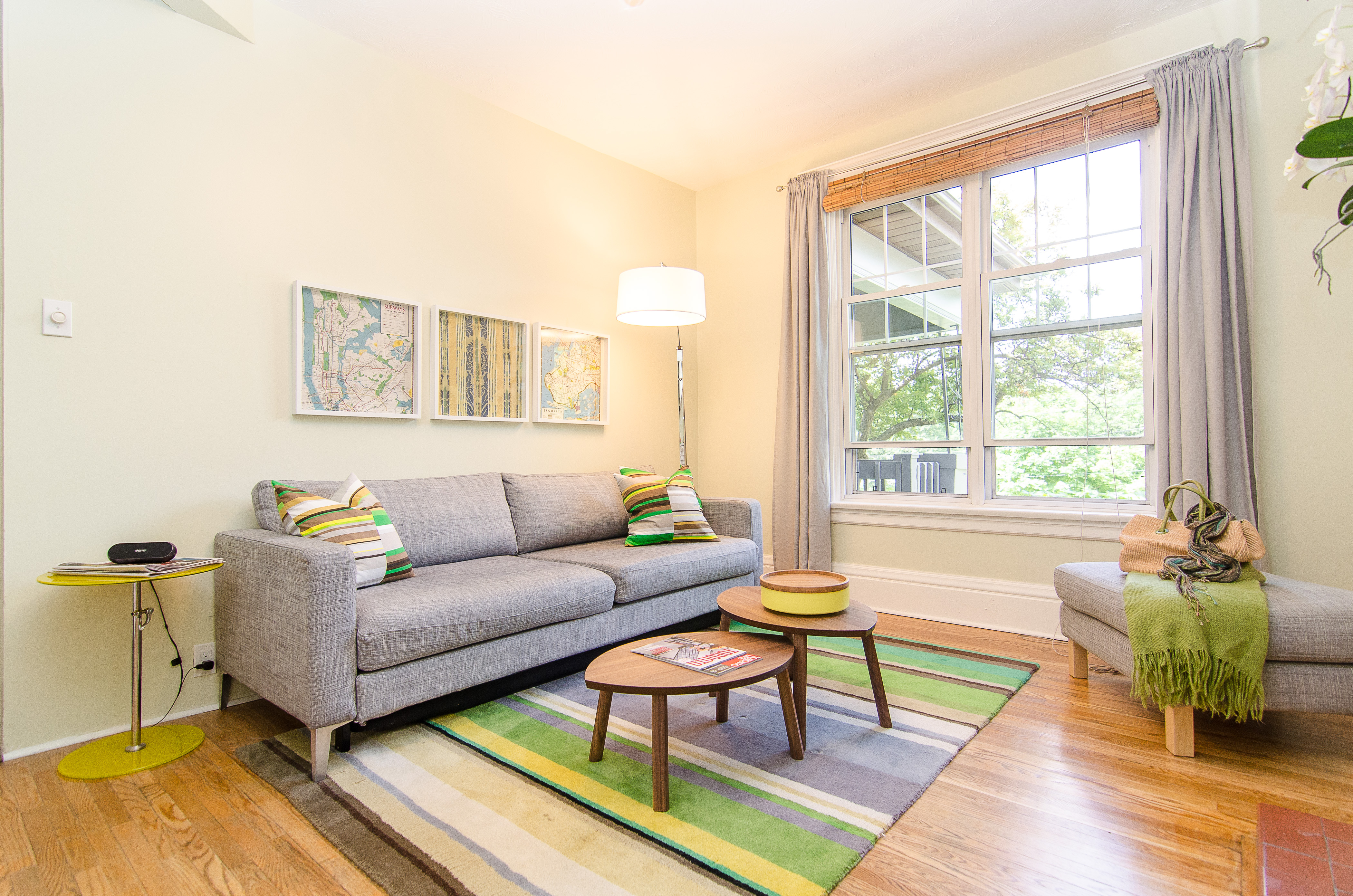 Toronto High Park Apartment in High Park North, Toronto