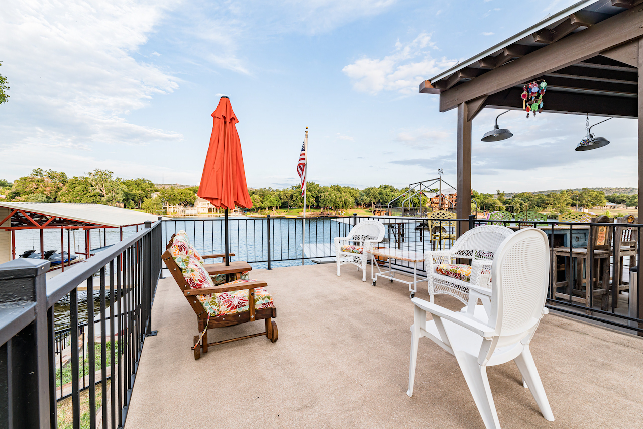lakehouse rentals lake lbj