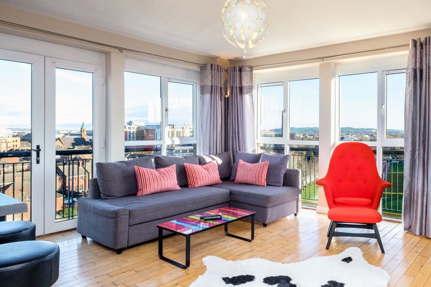 ✅ PENTHOUSE TOP VIEWS SPARKLING CLEAN OASIS ✅✅✅✅✅ - Flats for Rent in  Belfast, United Kingdom