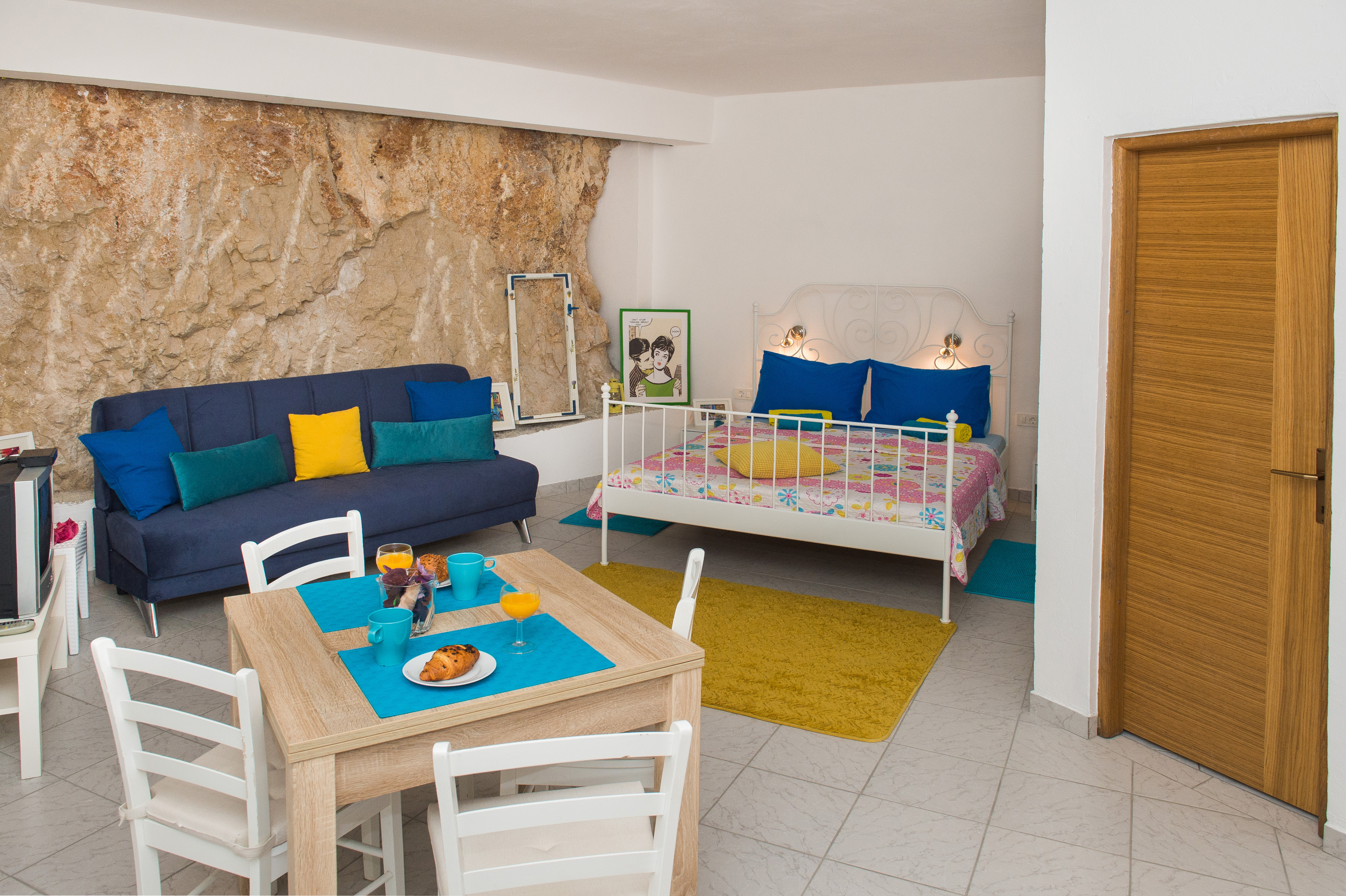 Cozy apartment only few steps from the beach