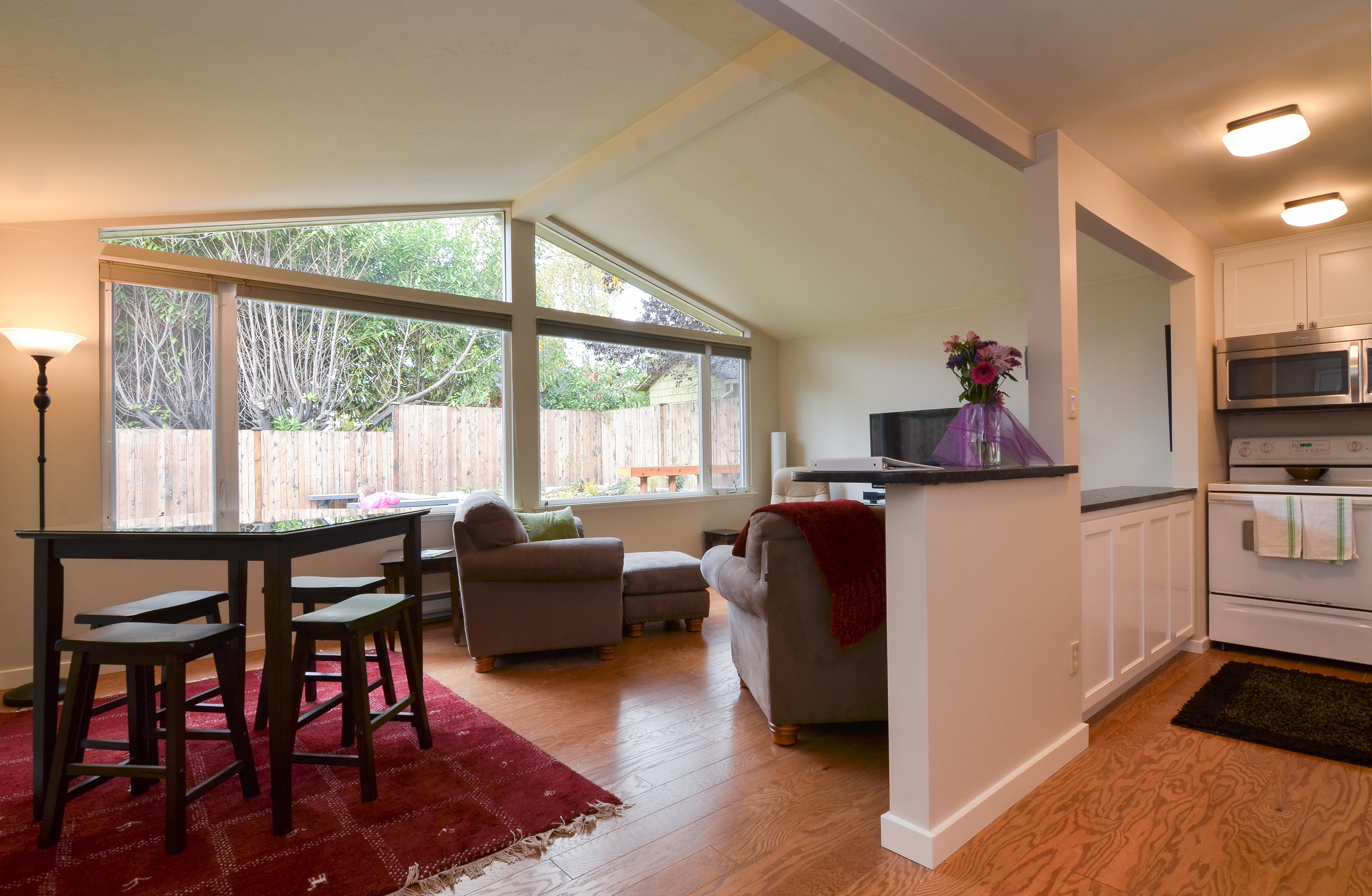 Private duplex unit in Wallingford